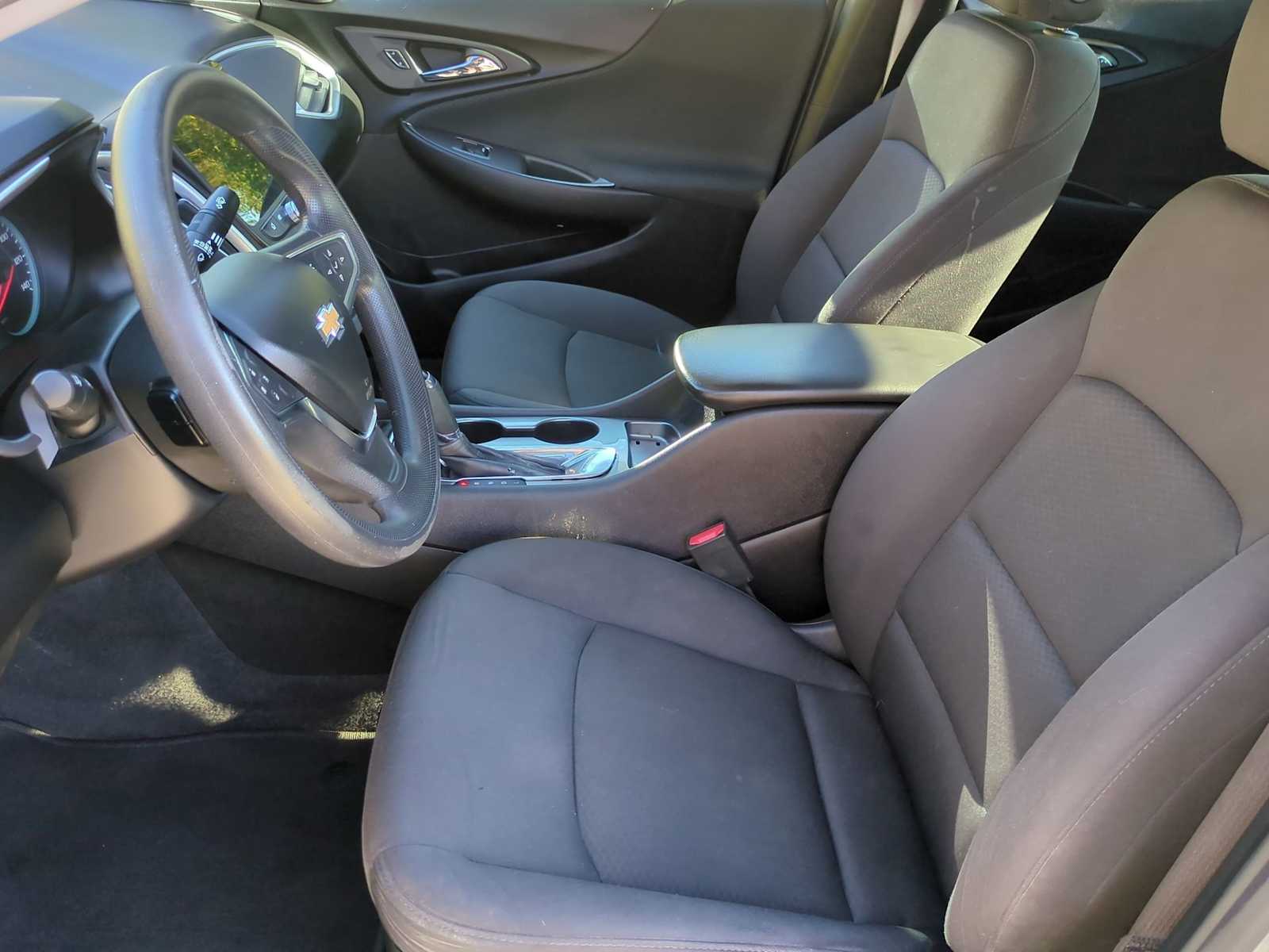 Thumbnail: 2020 Chevrolet Malibu - 16