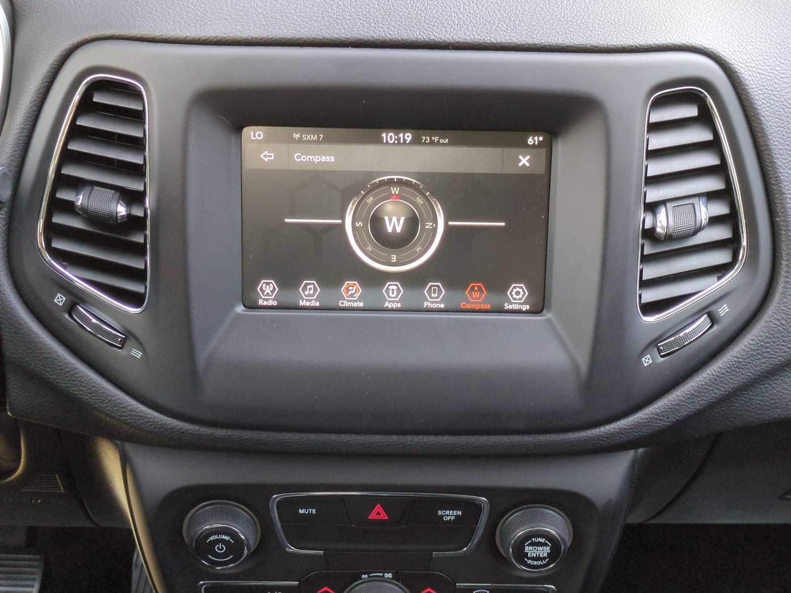 2019 Jeep Compass Latitude 29