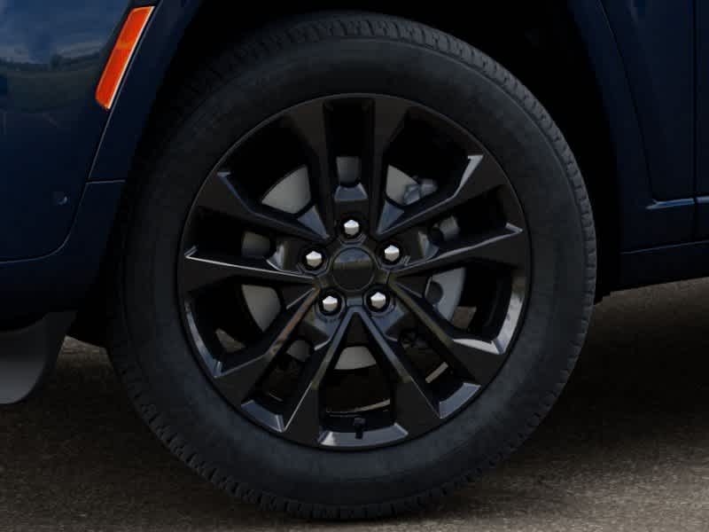 Thumbnail: 2026 Jeep Grand Cherokee - 8