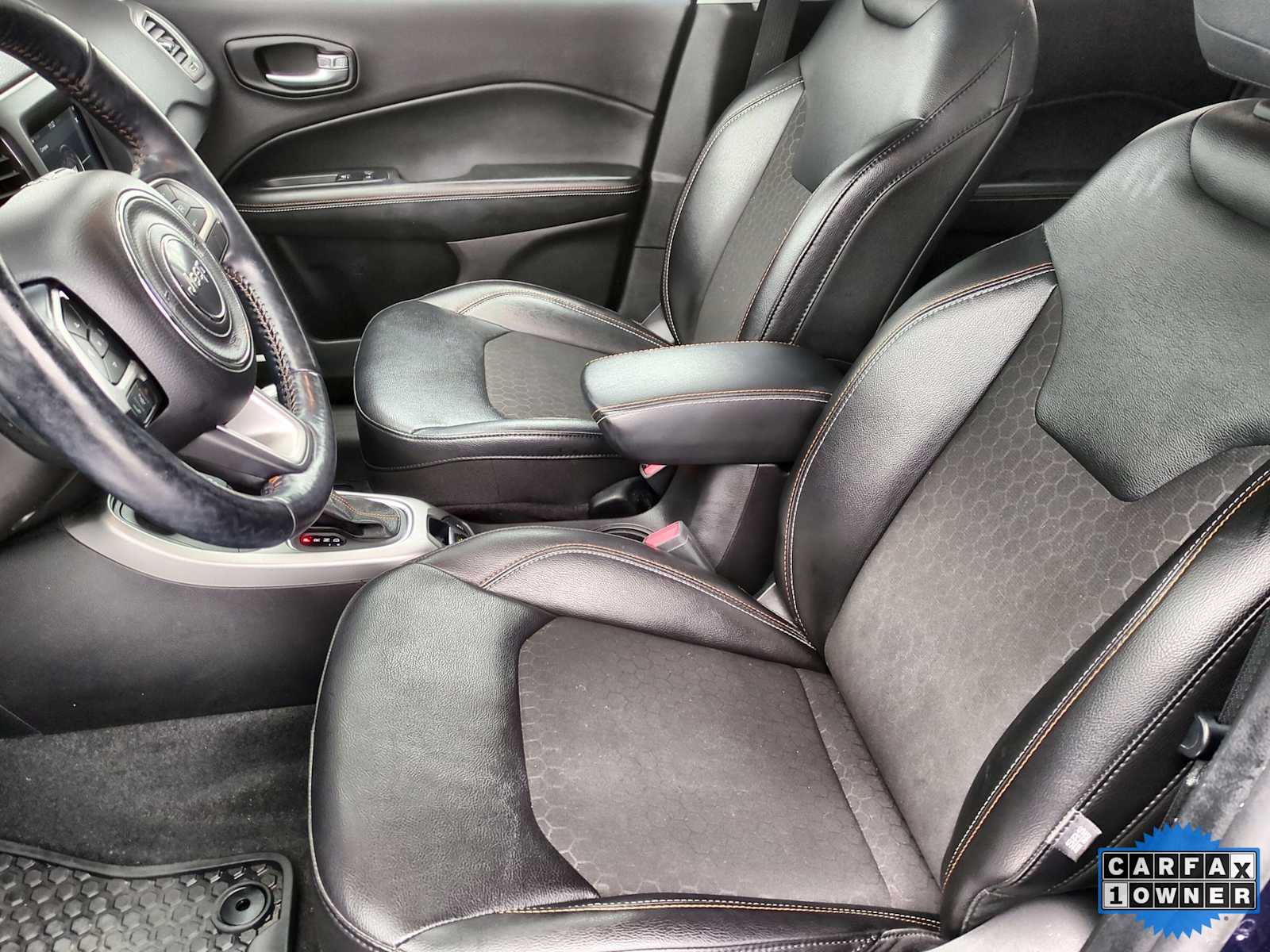 Thumbnail: 2020 Jeep Compass - 16