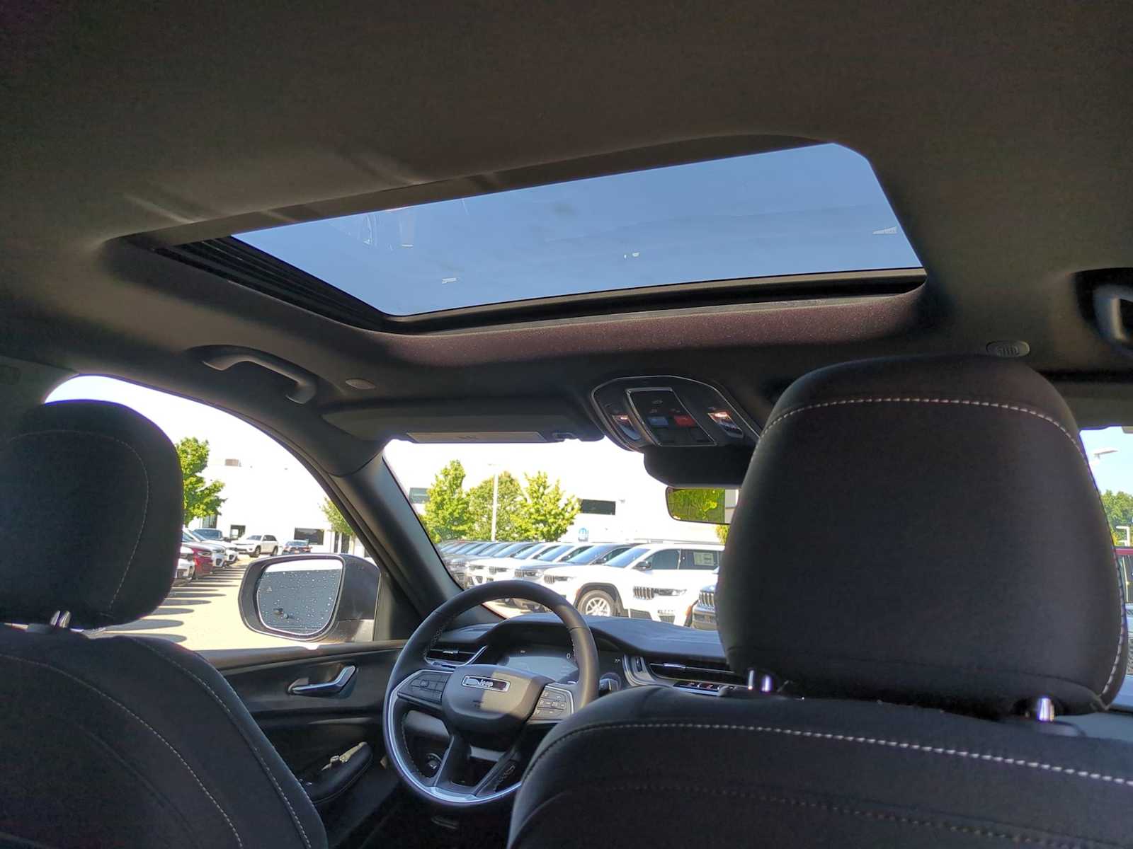 Thumbnail: 2025 Jeep Grand Cherokee L - 22