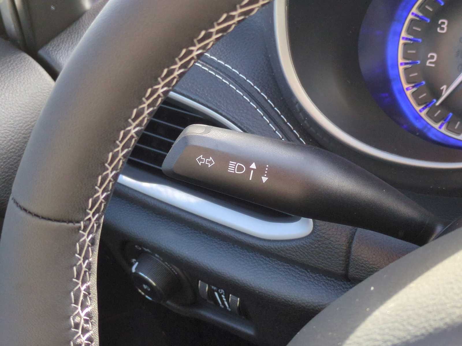 Thumbnail: 2026 Chrysler Pacifica - 26