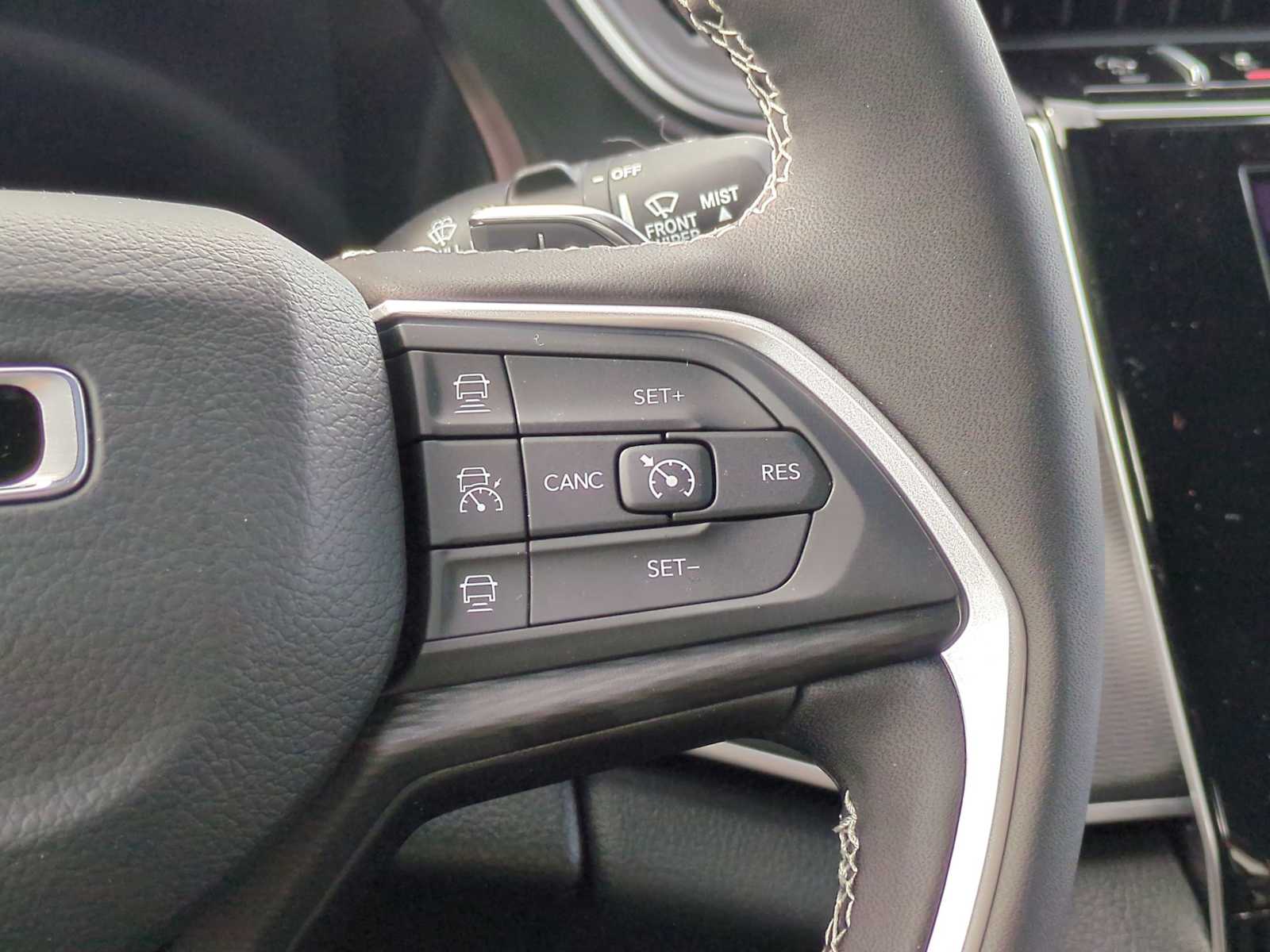 Thumbnail: 2025 Jeep Grand Cherokee - 24