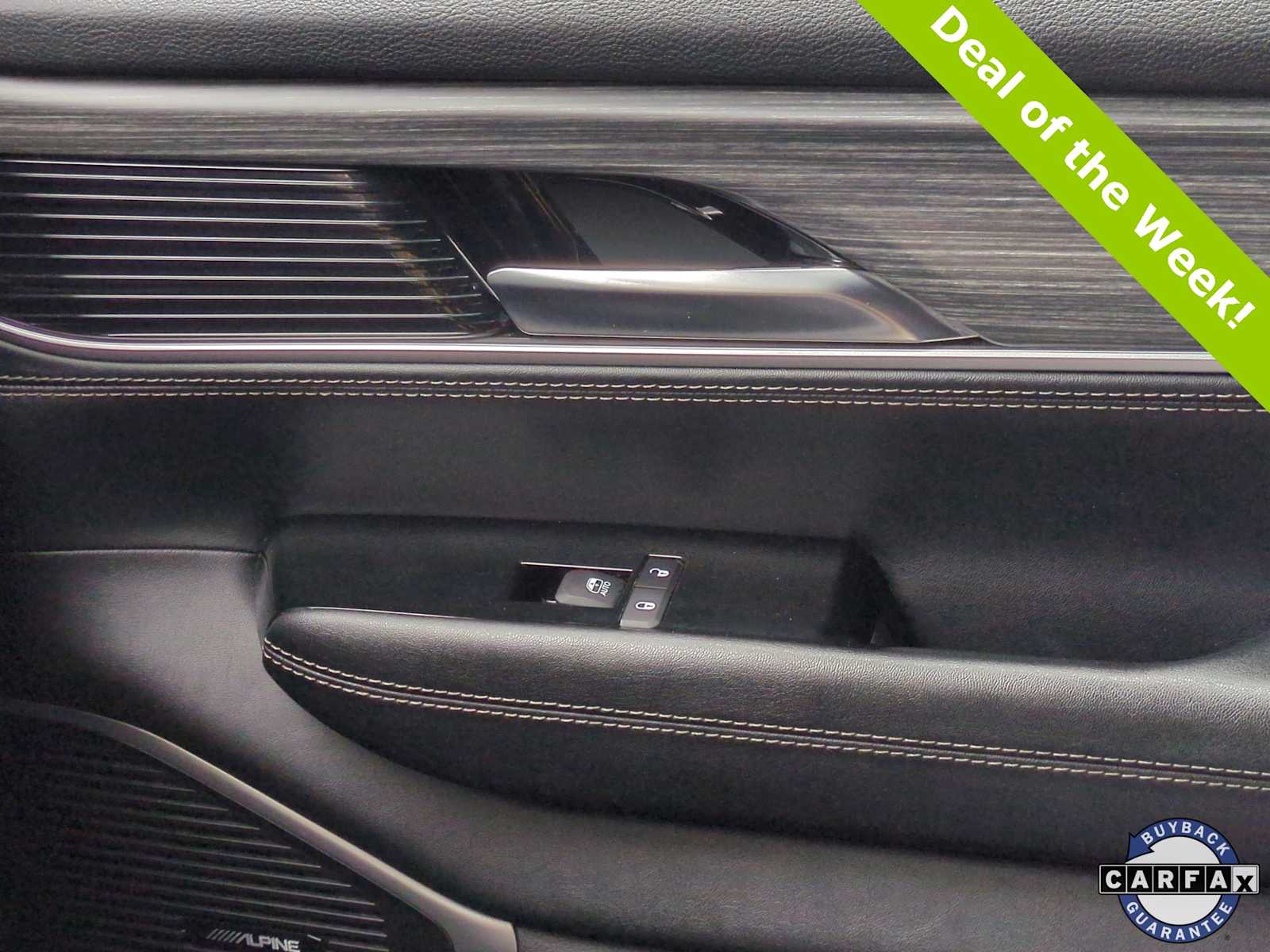 Thumbnail: 2024 Jeep Wagoneer - 37