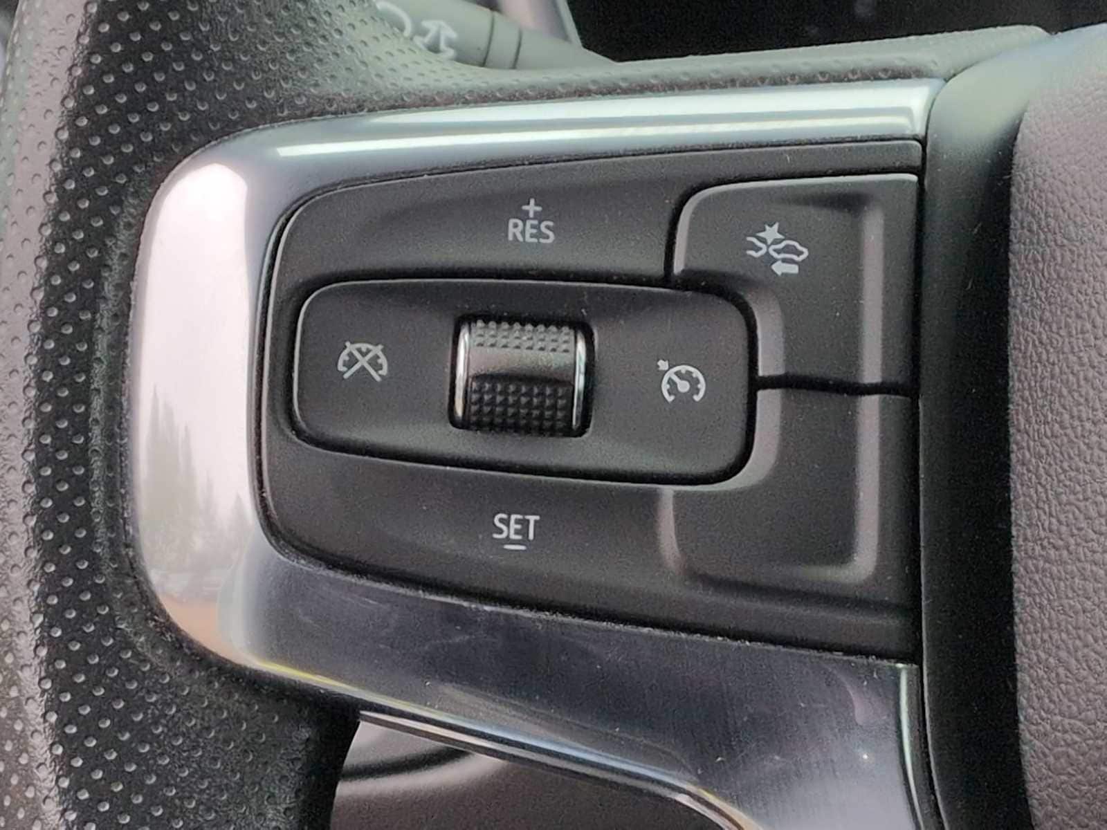 Thumbnail: 2021 Chevrolet Blazer - 24