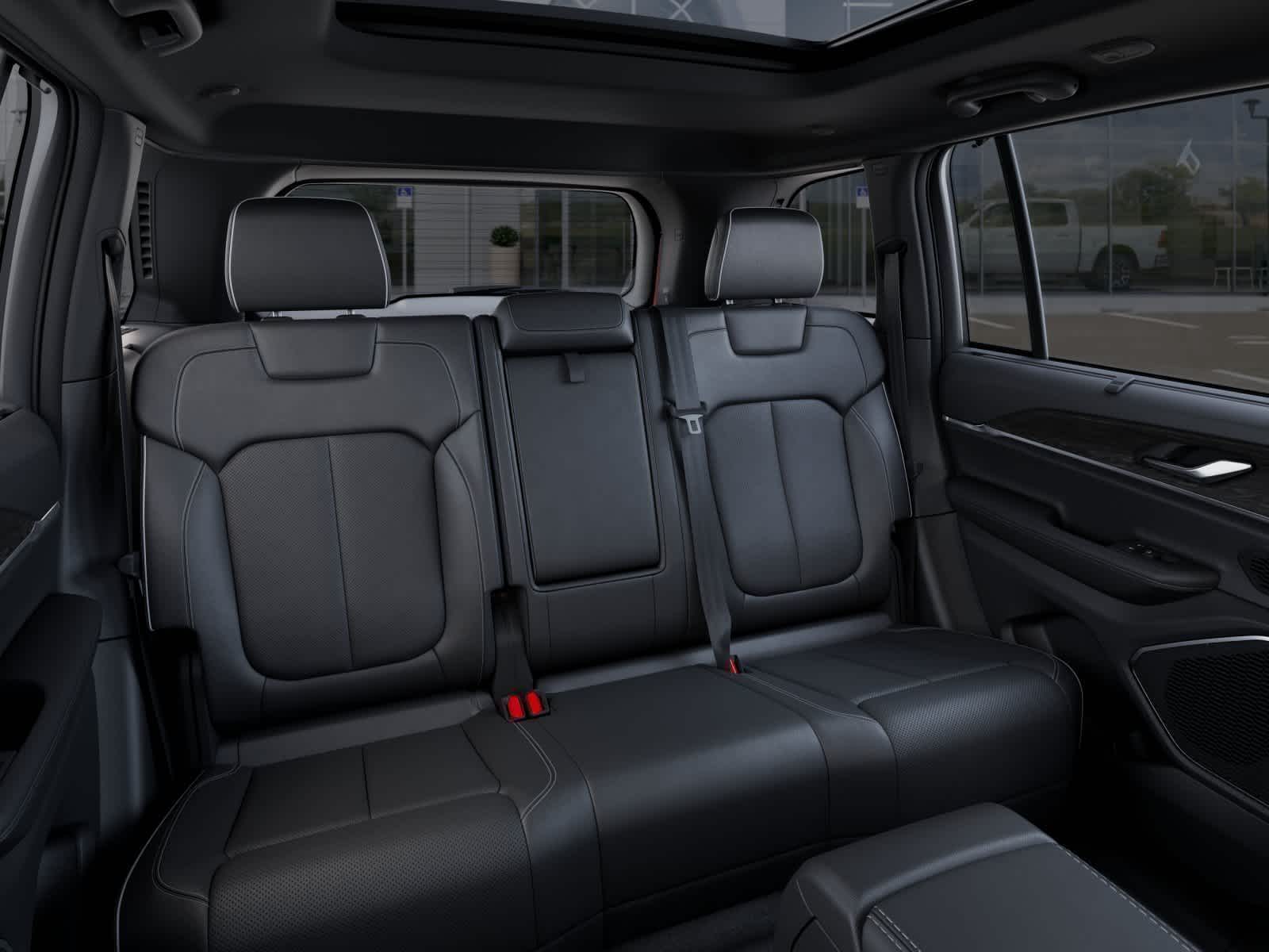 Thumbnail: 2025 Jeep Grand Cherokee - 15