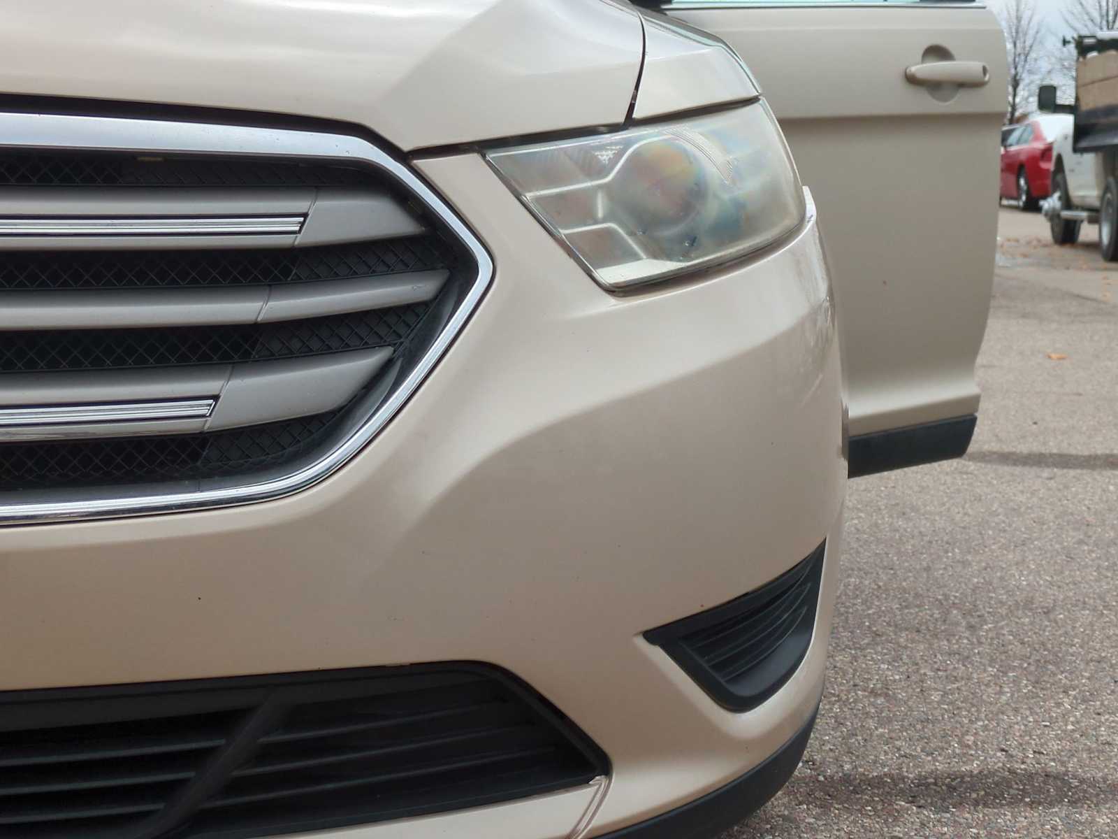 Thumbnail: 2017 Ford Taurus - 11