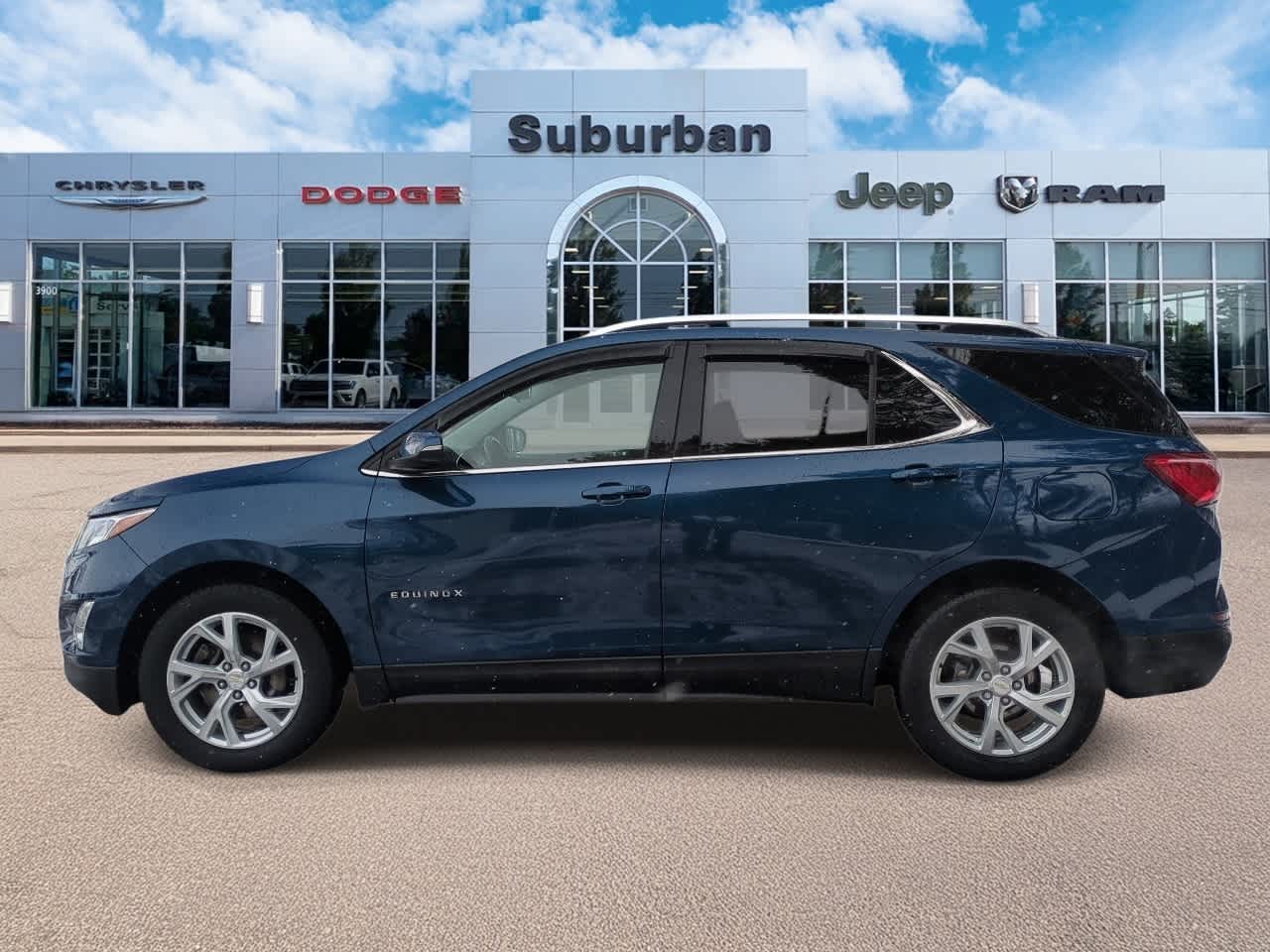 Thumbnail: 2019 Chevrolet Equinox - 5