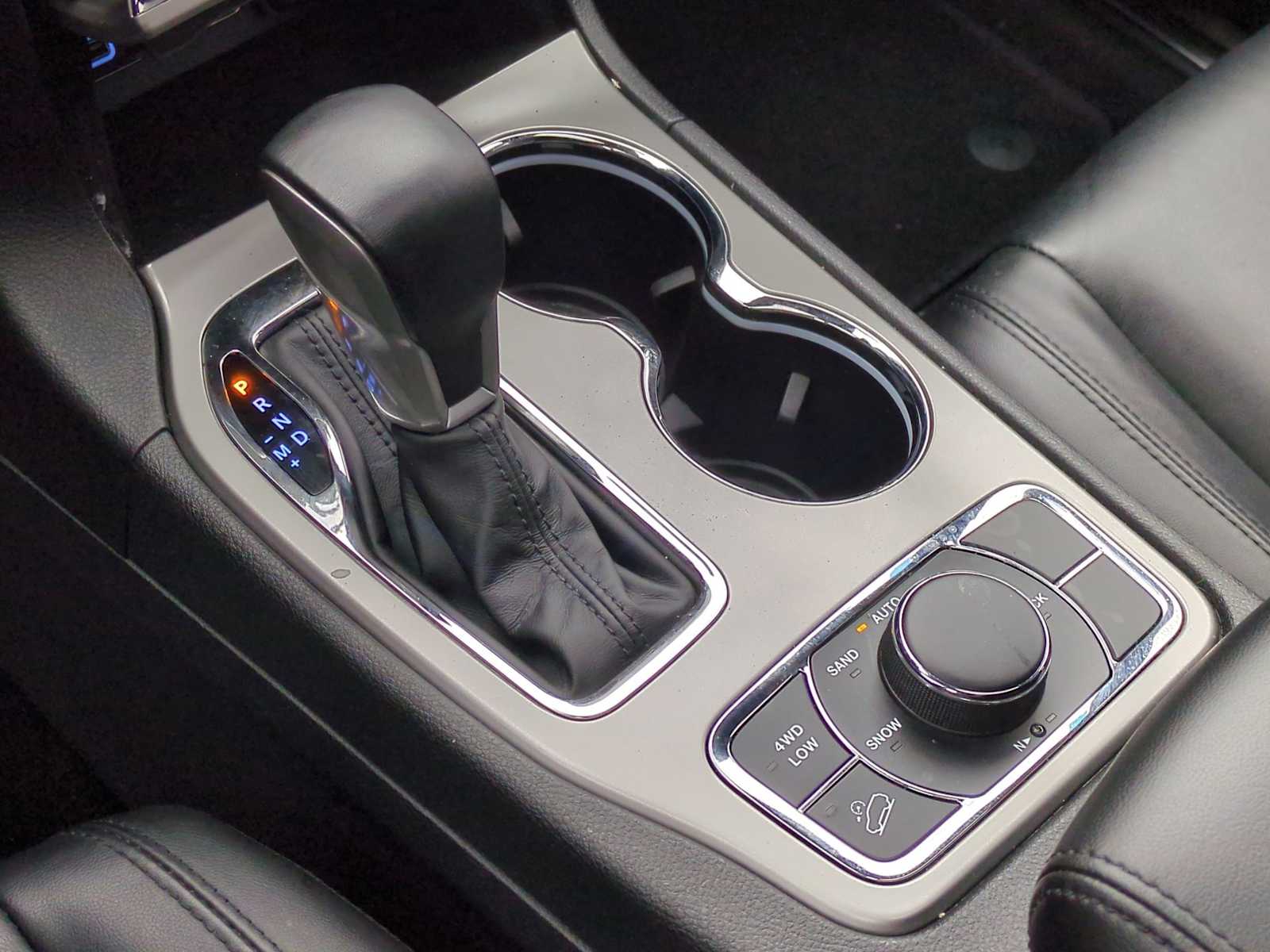 Thumbnail: 2021 Jeep Grand Cherokee - 34