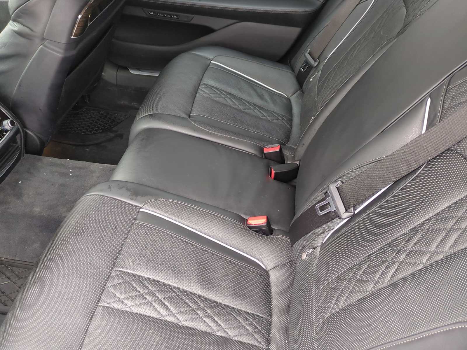 Thumbnail: 2020 BMW 7 Series - 20