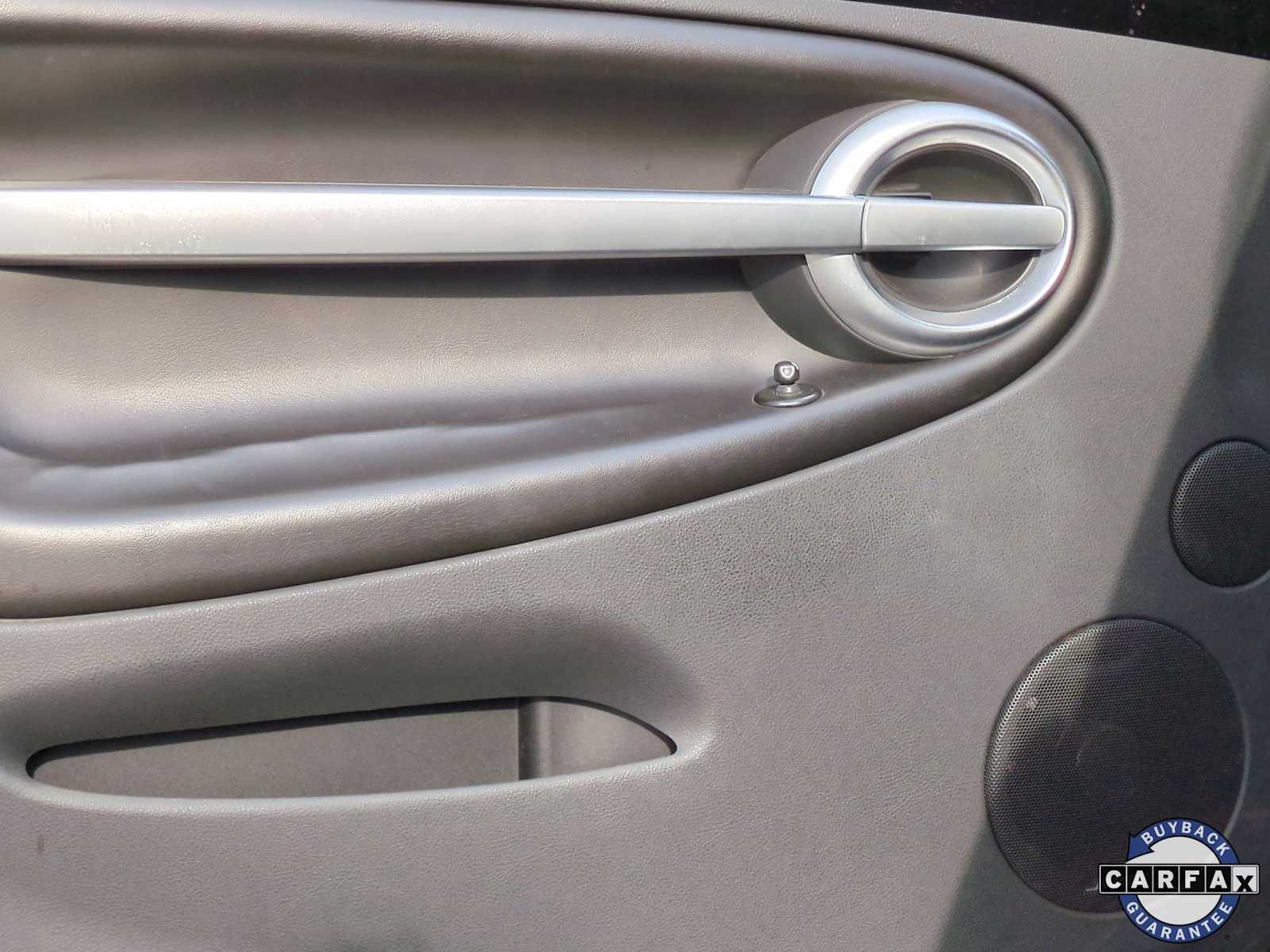 Thumbnail: 2005 Chevrolet SSR - 17