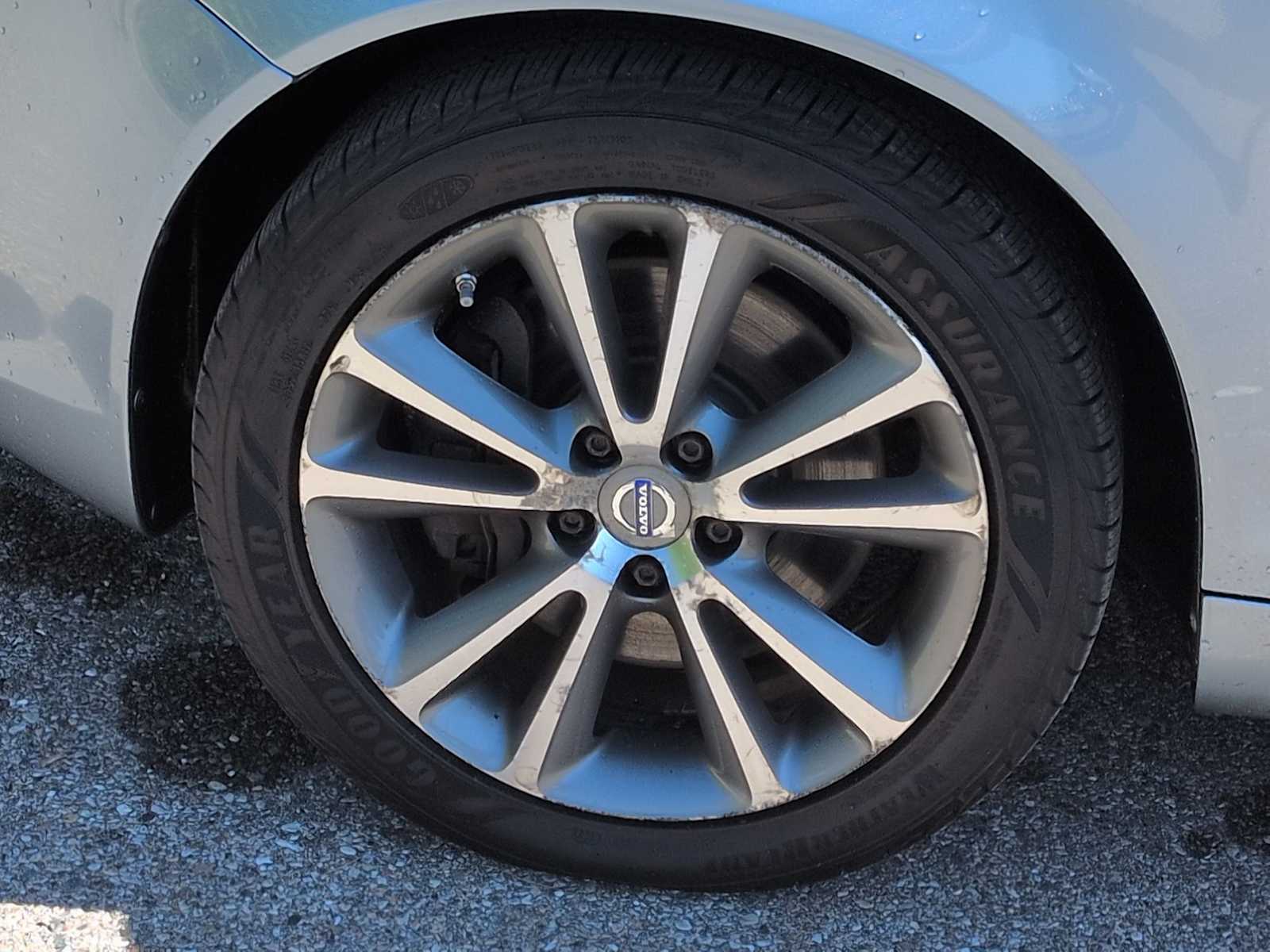 Thumbnail: 2012 Volvo C70 - 13