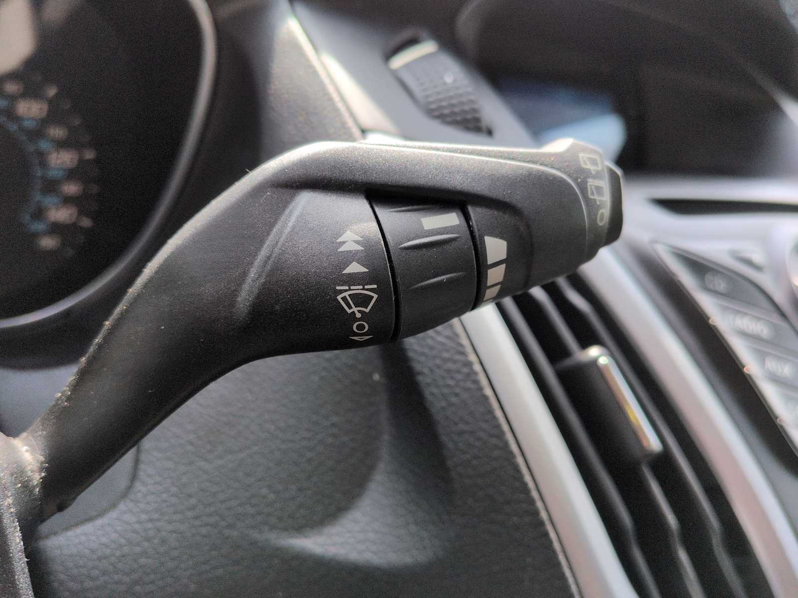 Thumbnail: 2012 Ford Focus - 24
