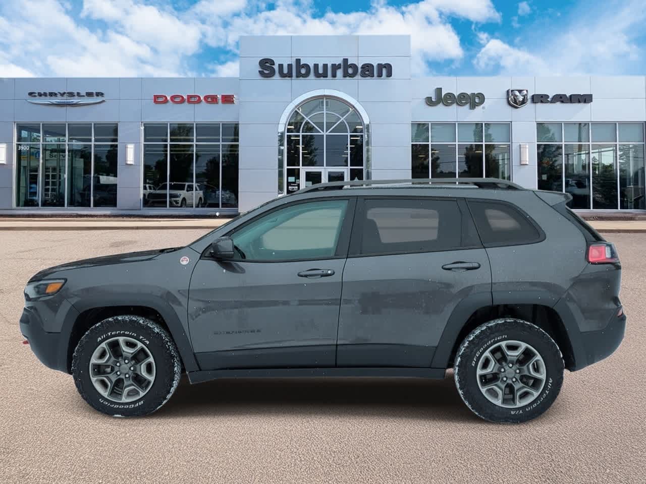 Thumbnail: 2019 Jeep Cherokee - 5