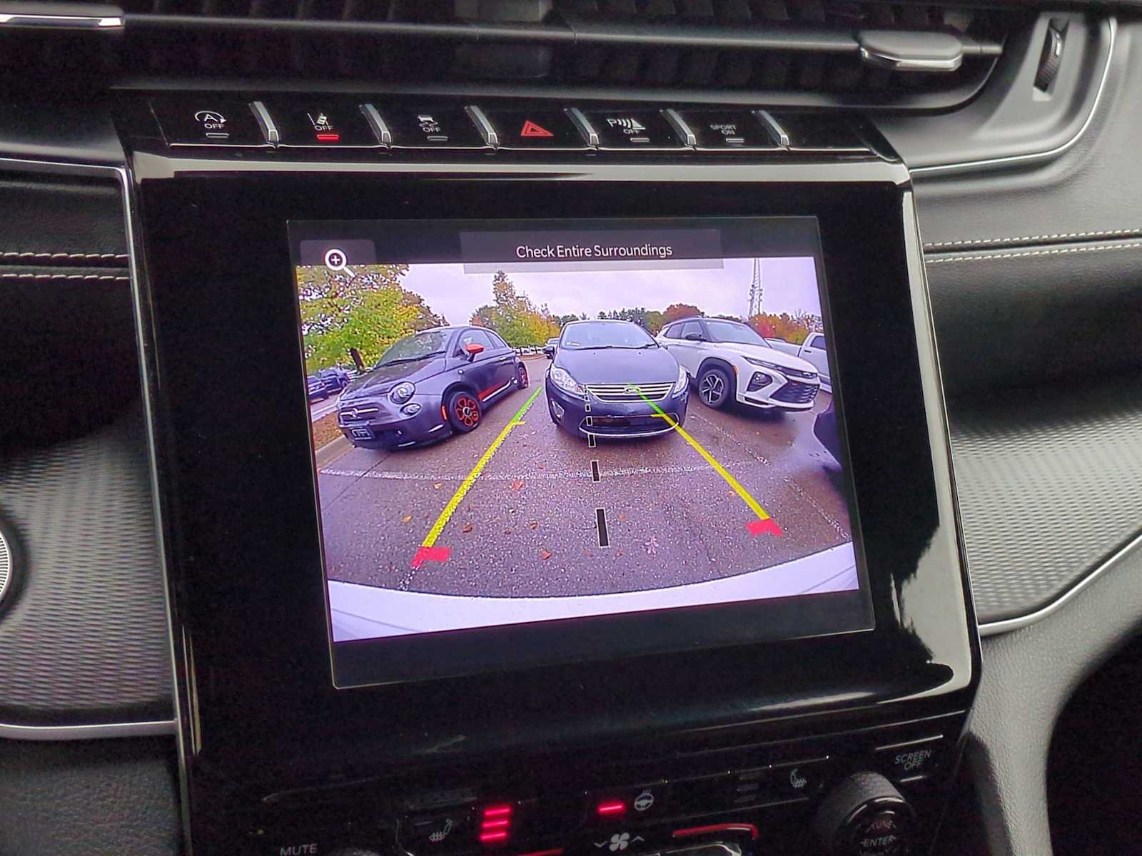 Thumbnail: 2024 Jeep Grand Cherokee - 28