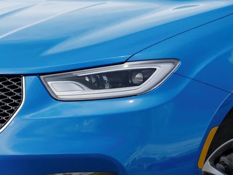 Thumbnail: 2026 Chrysler Pacifica - 10