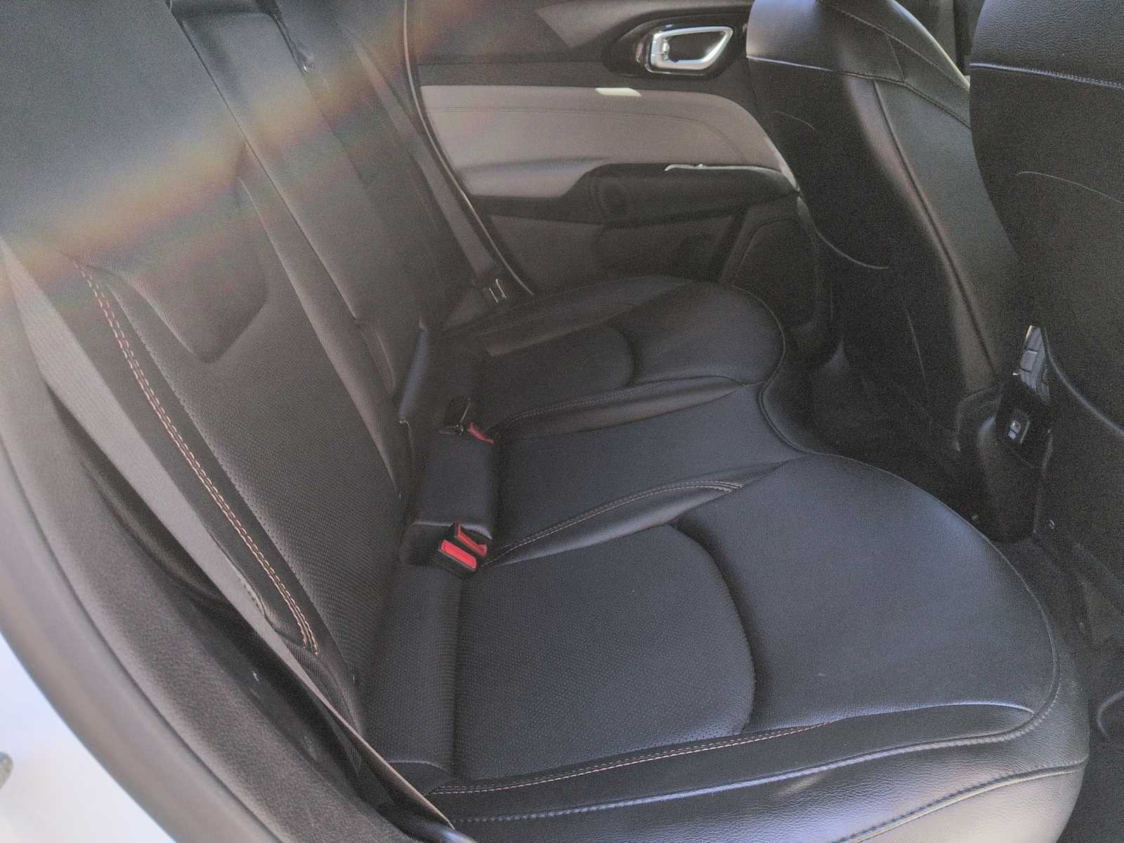 Thumbnail: 2023 Jeep Compass - 21