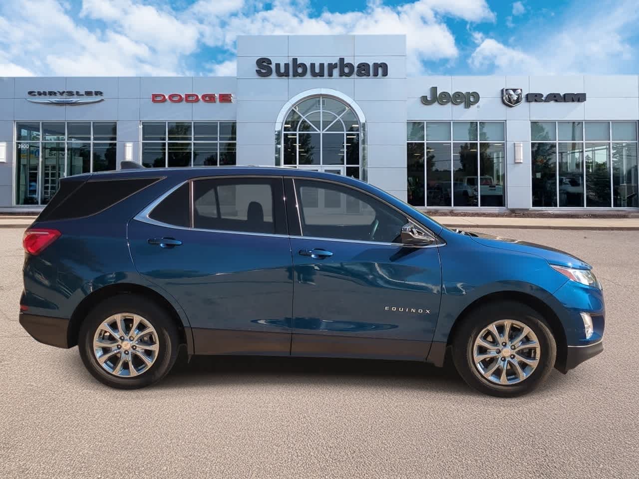 Thumbnail: 2020 Chevrolet Equinox - 9