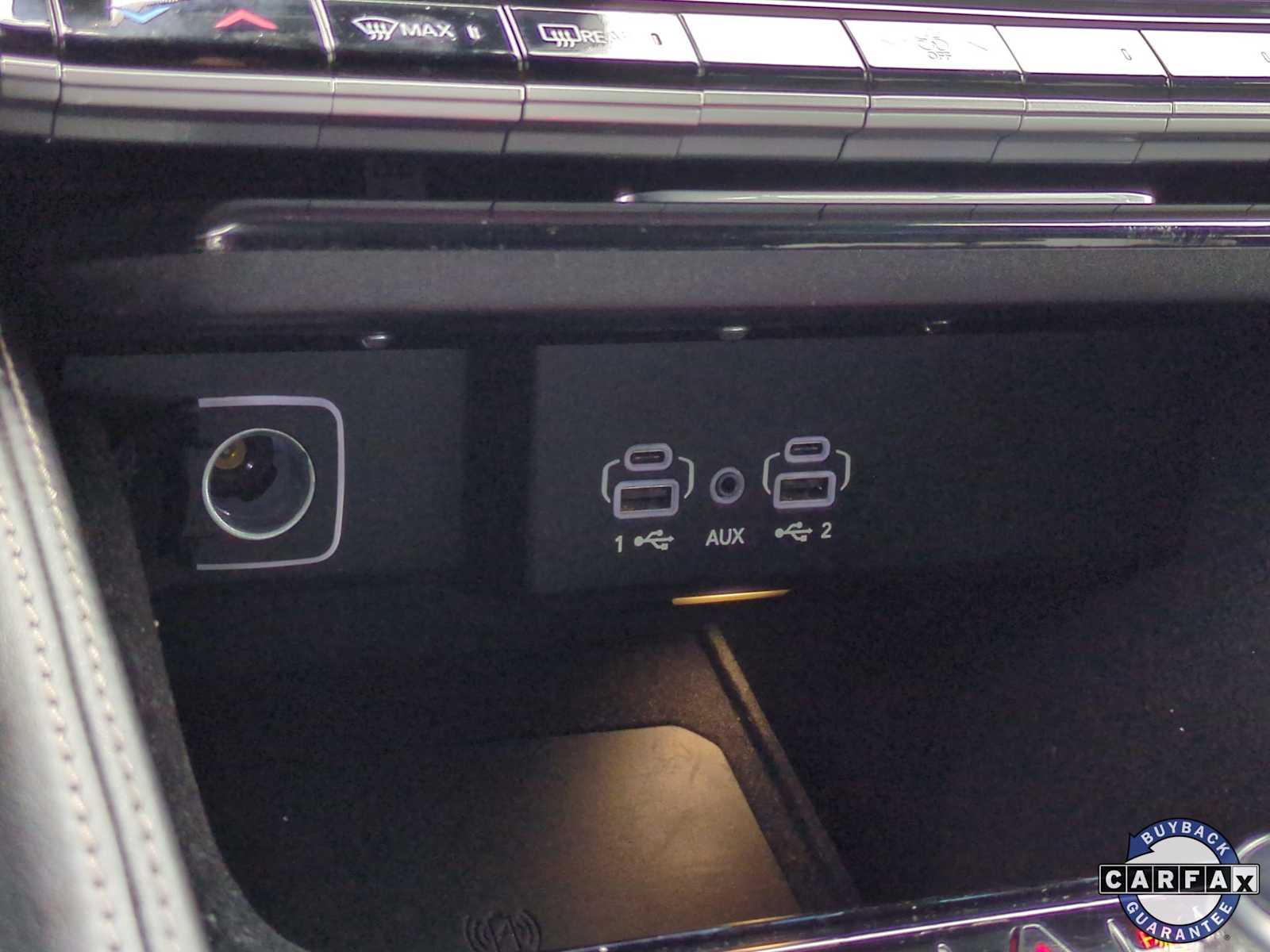 Thumbnail: 2024 Jeep Wagoneer - 31