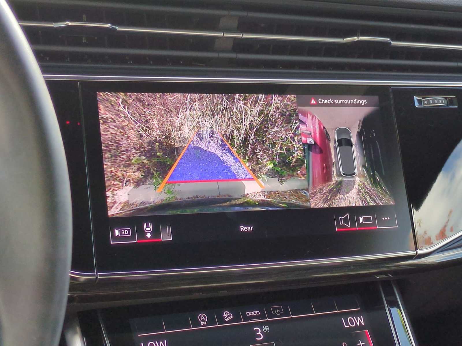 Thumbnail: 2025 Audi Q7 - 31