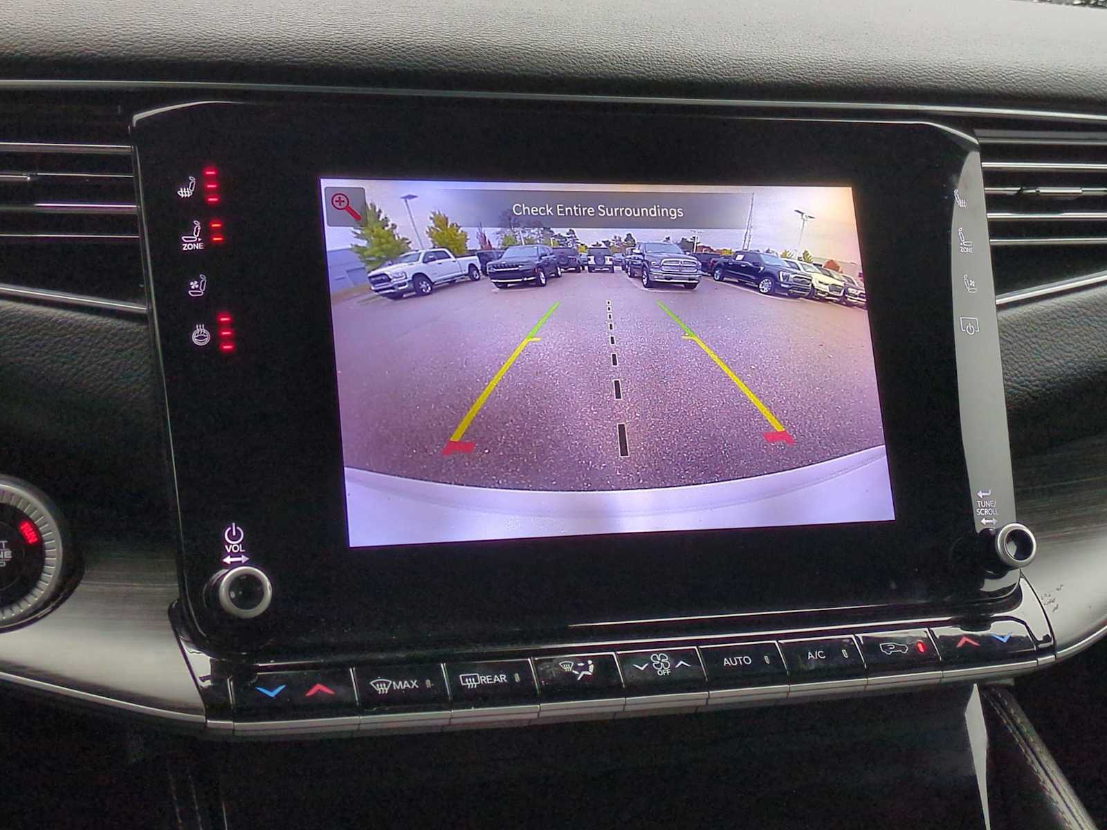 Thumbnail: 2024 Jeep Wagoneer - 29