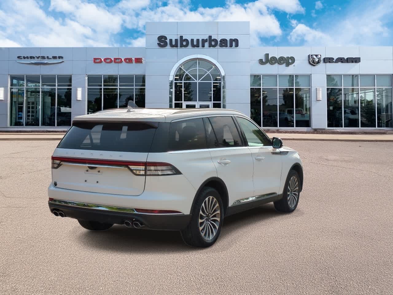 Thumbnail: 2023 Lincoln Aviator - 8