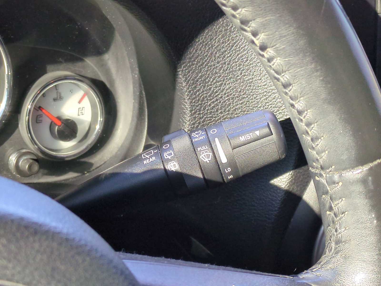 Thumbnail: 2015 Jeep Wrangler - 25