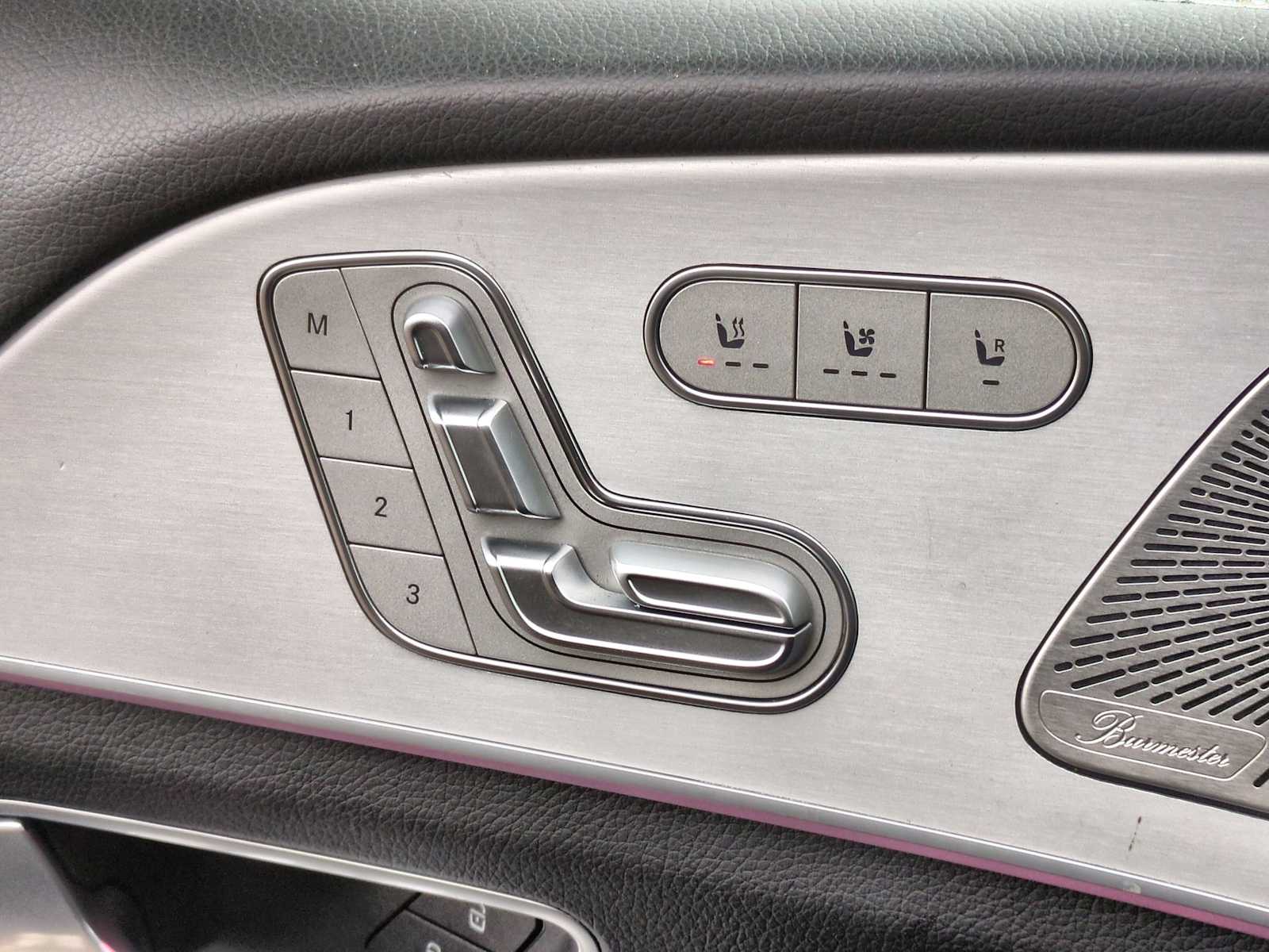 Thumbnail: 2025 Mercedes-Benz GLE - 17