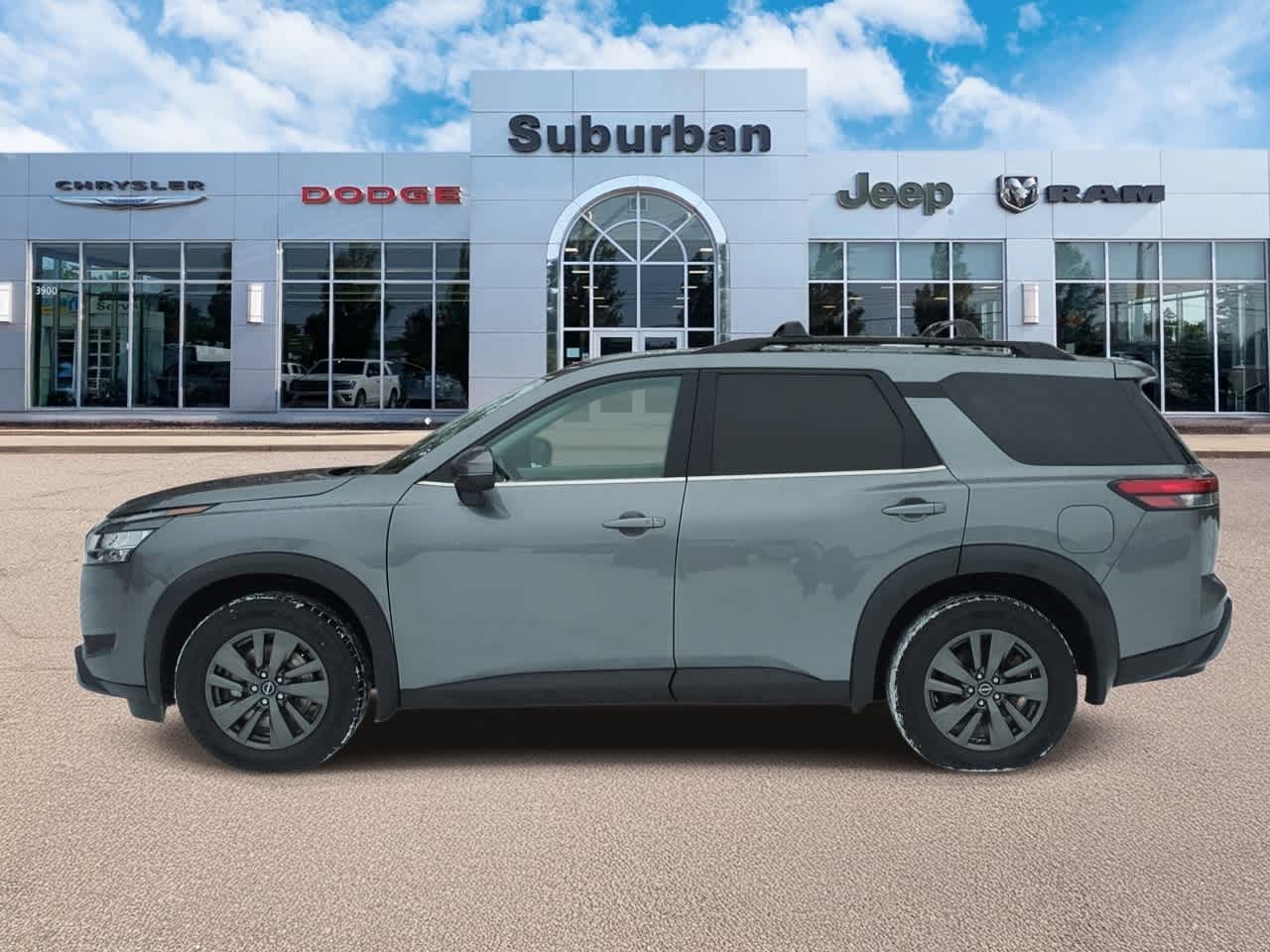 Thumbnail: 2022 Nissan Pathfinder - 5