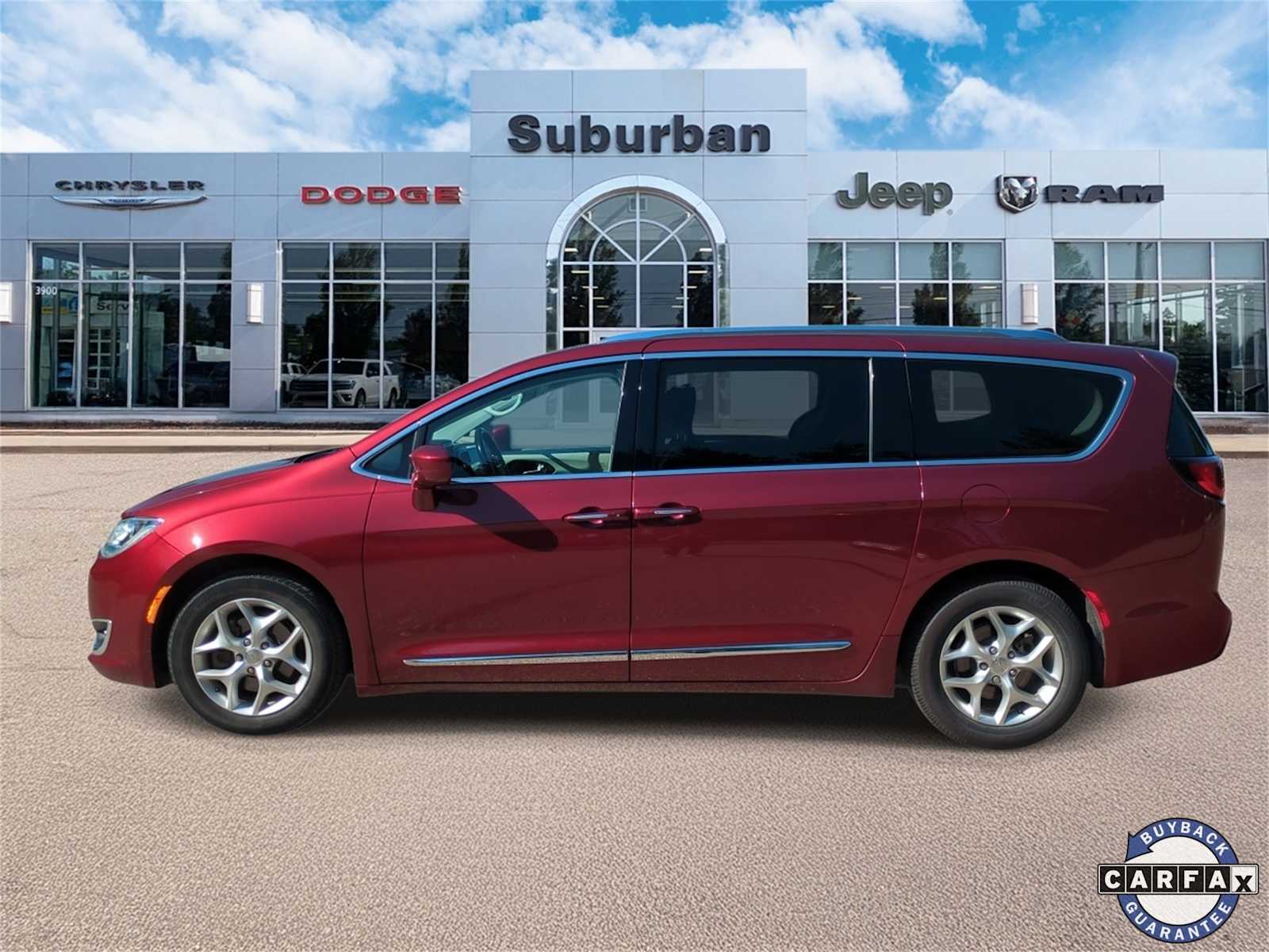 Thumbnail: 2019 Chrysler Pacifica - 5