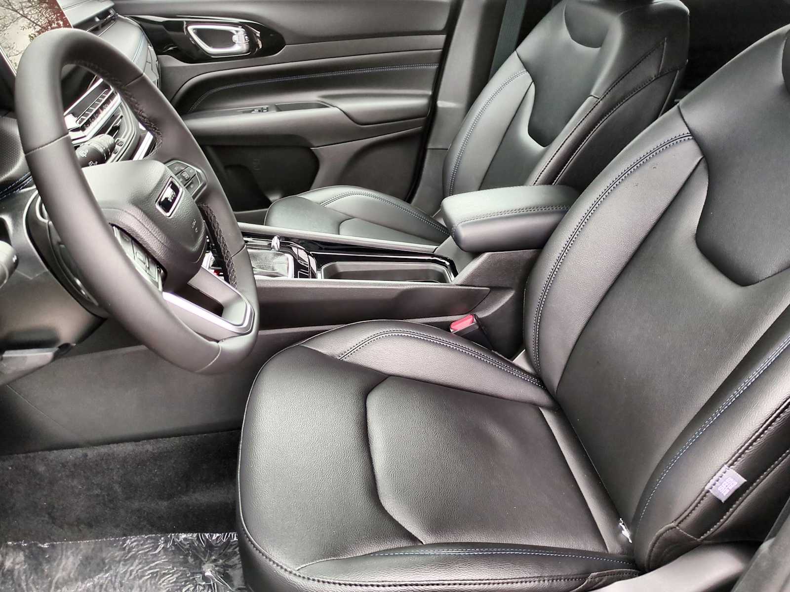 Thumbnail: 2026 Jeep Compass - 16