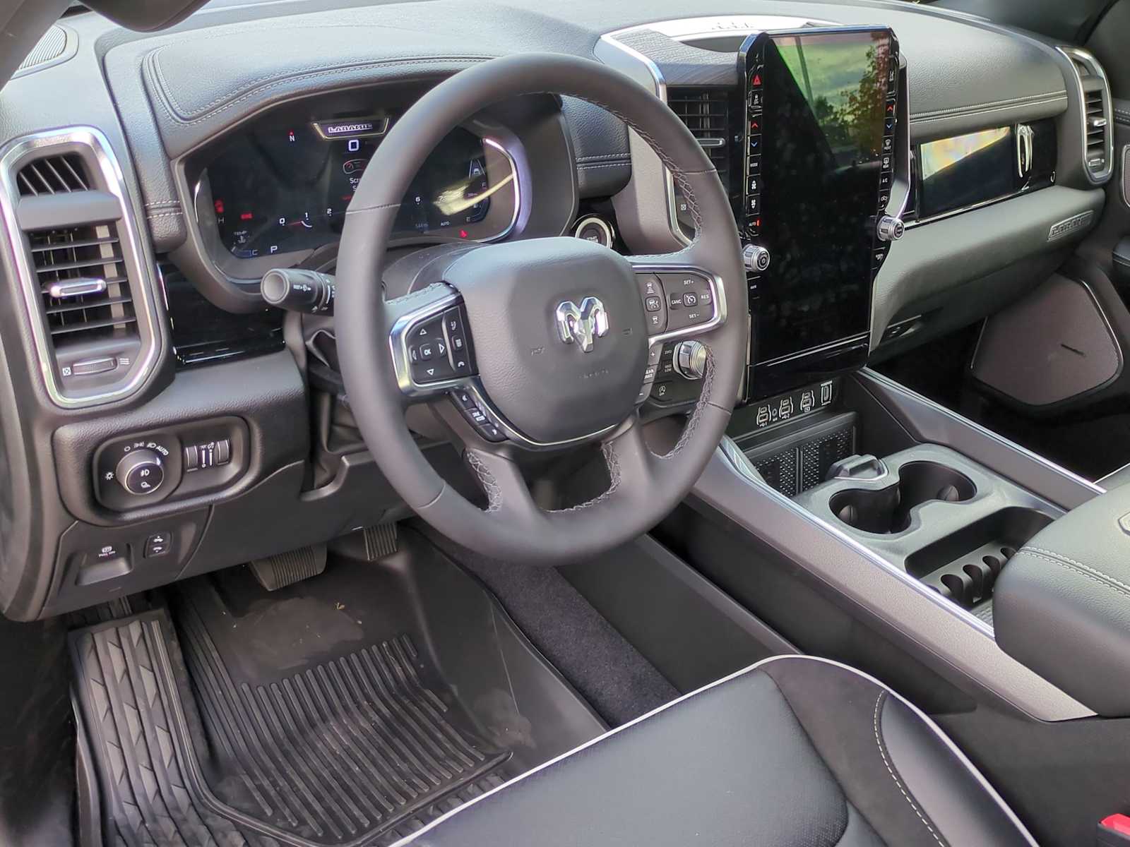 Thumbnail: 2026 RAM 1500 - 10