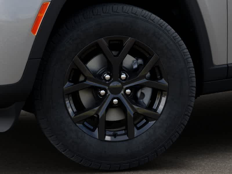 Thumbnail: 2026 Jeep Grand Cherokee - 8