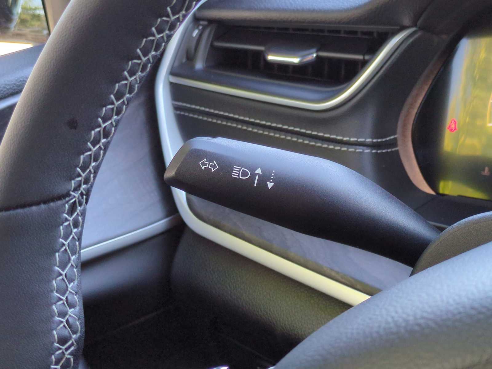 Thumbnail: 2025 Jeep Grand Cherokee - 28