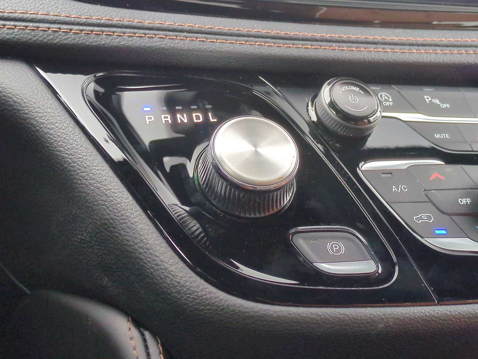 Thumbnail: 2026 Chrysler Pacifica - 34