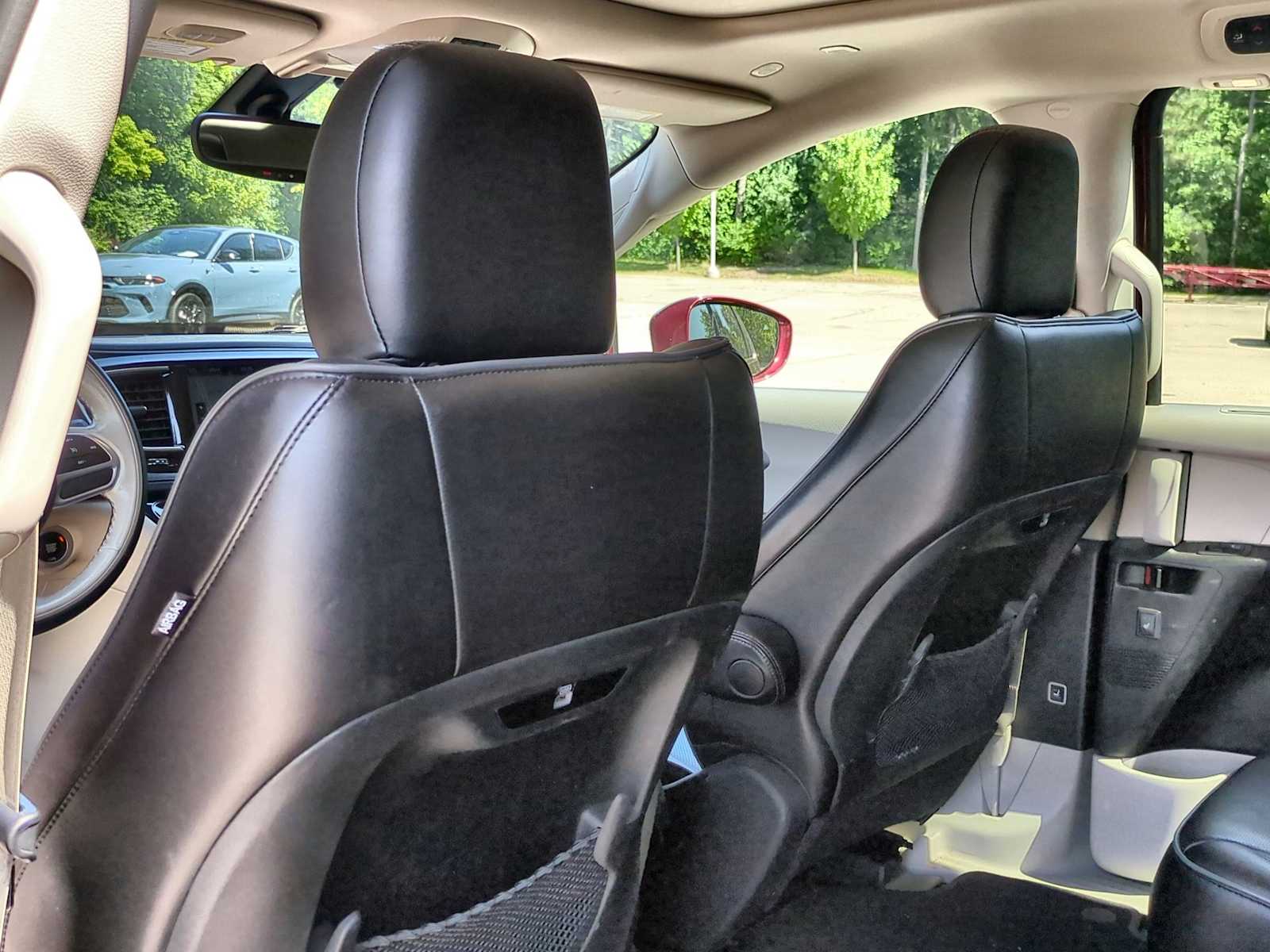 Thumbnail: 2020 Chrysler Pacifica - 19