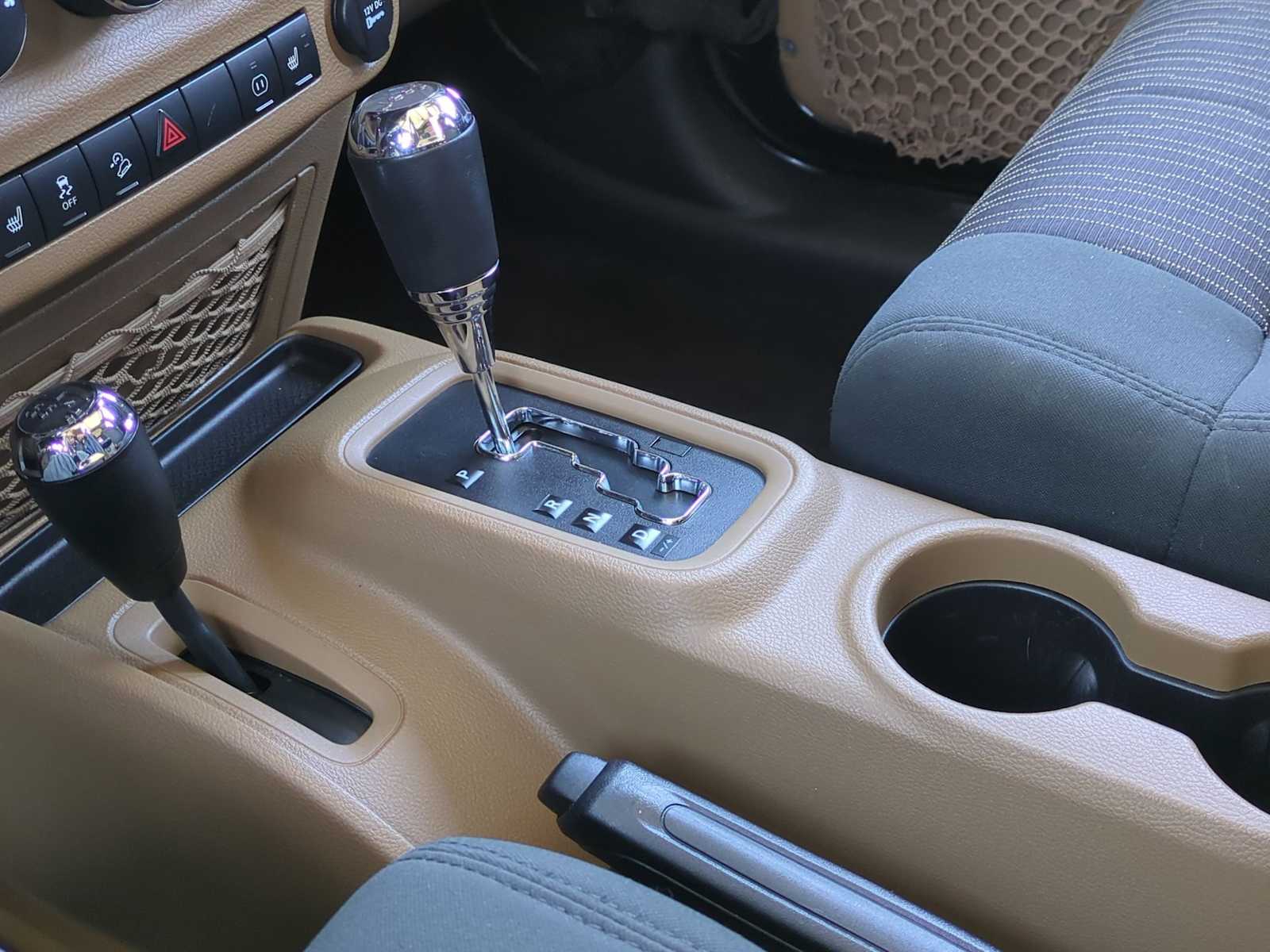 Thumbnail: 2012 Jeep Wrangler - 29