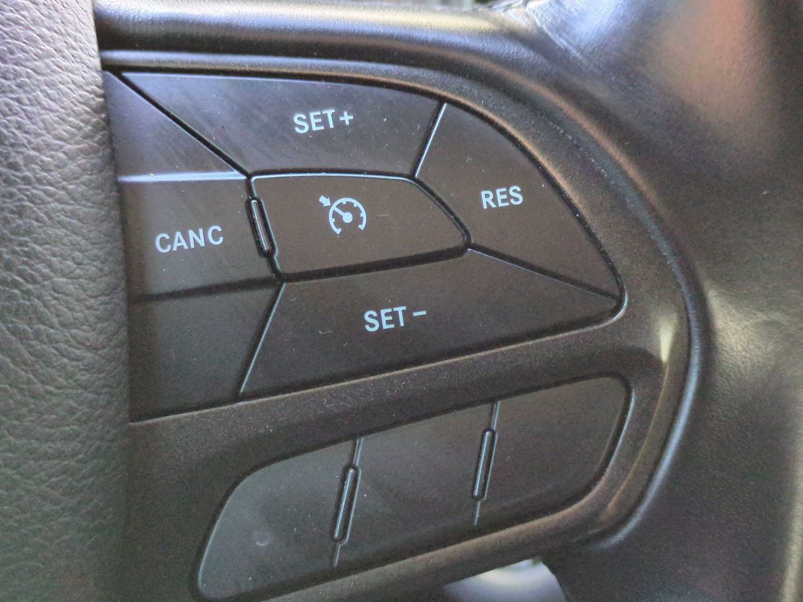 Thumbnail: 2022 Dodge Charger - 24