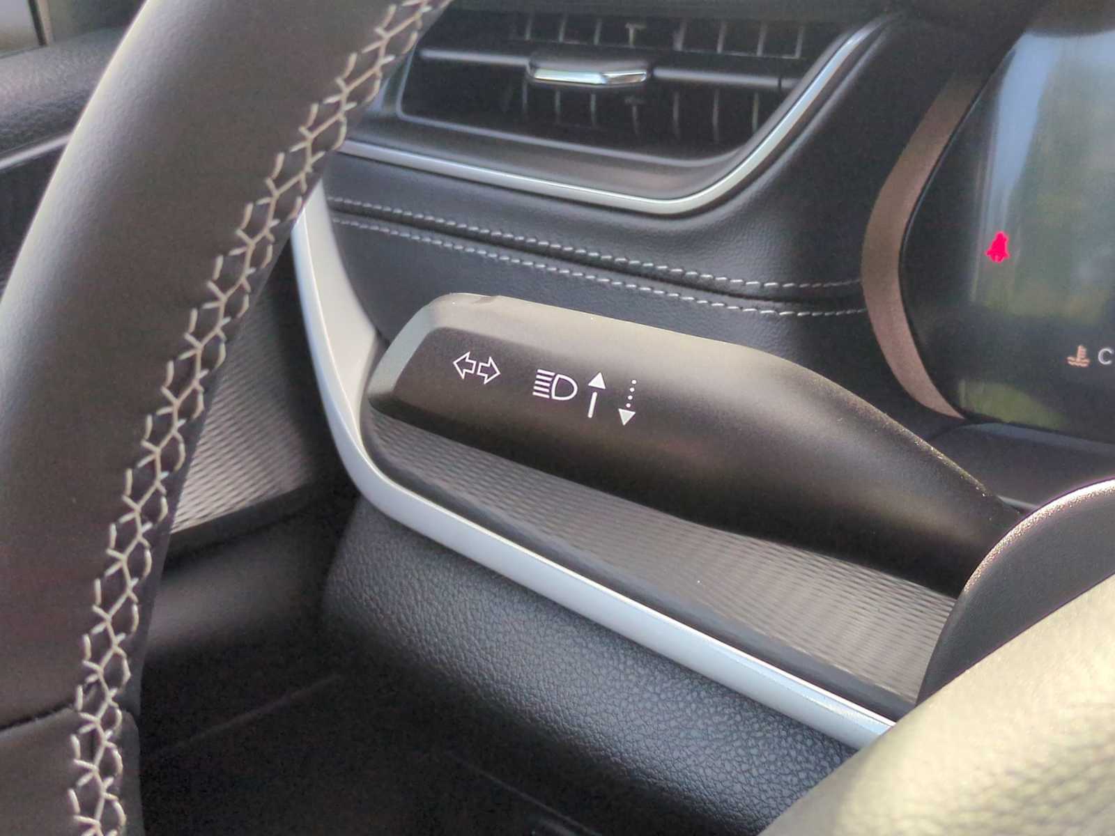 Thumbnail: 2025 Jeep Grand Cherokee - 26