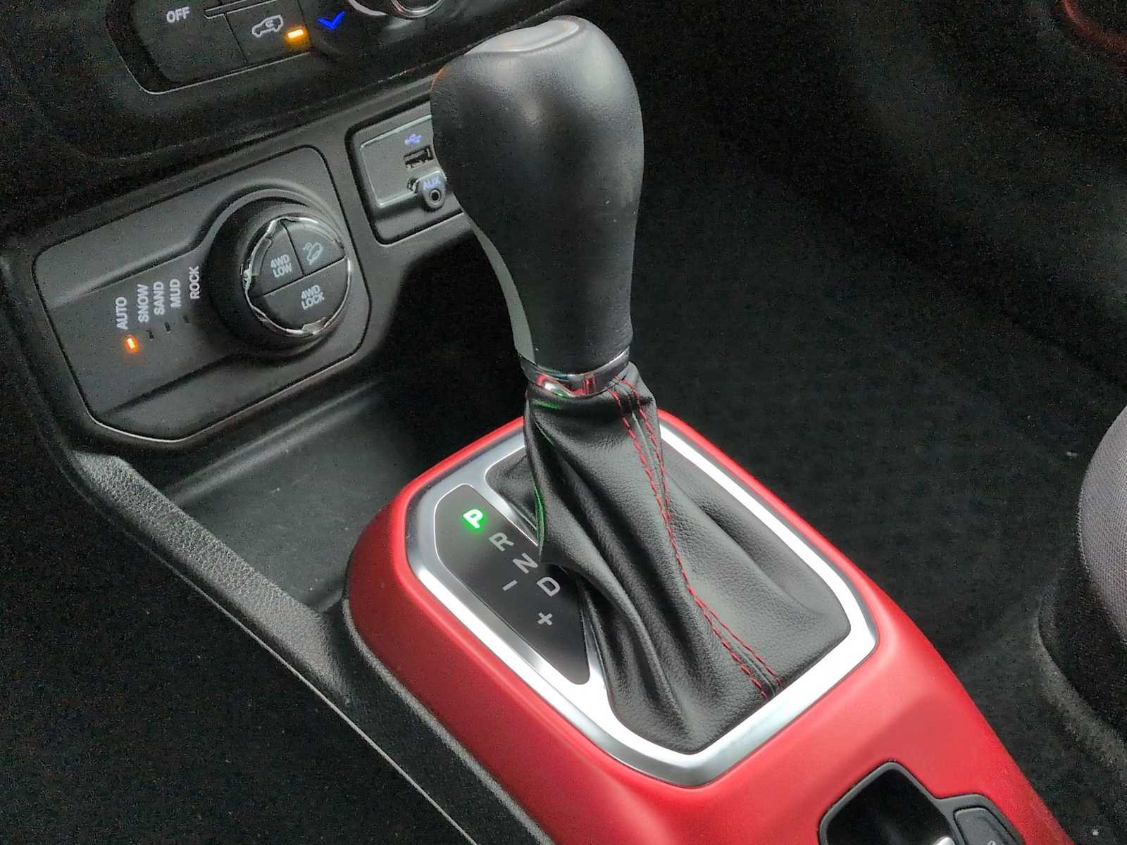Thumbnail: 2022 Jeep Renegade - 33