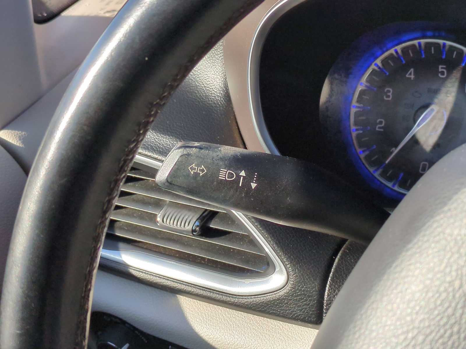 Thumbnail: 2017 Chrysler Pacifica - 26