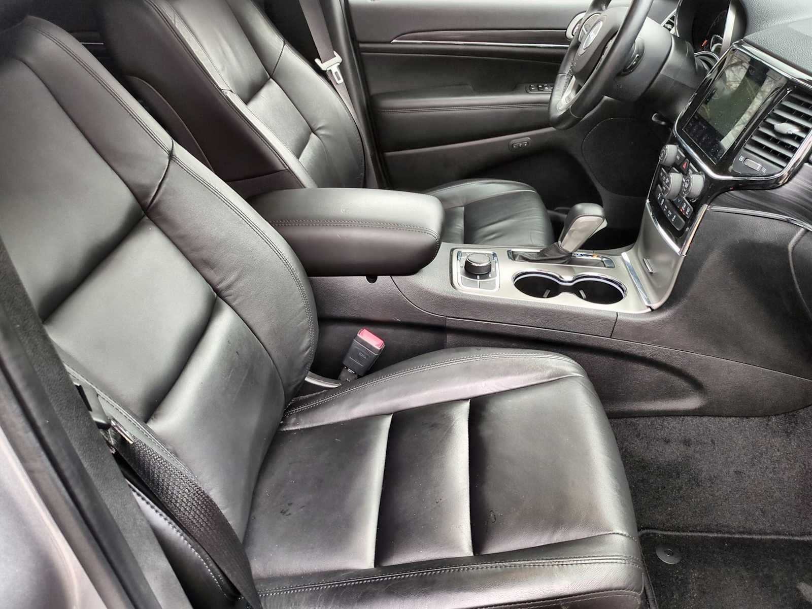 Thumbnail: 2021 Jeep Grand Cherokee - 23