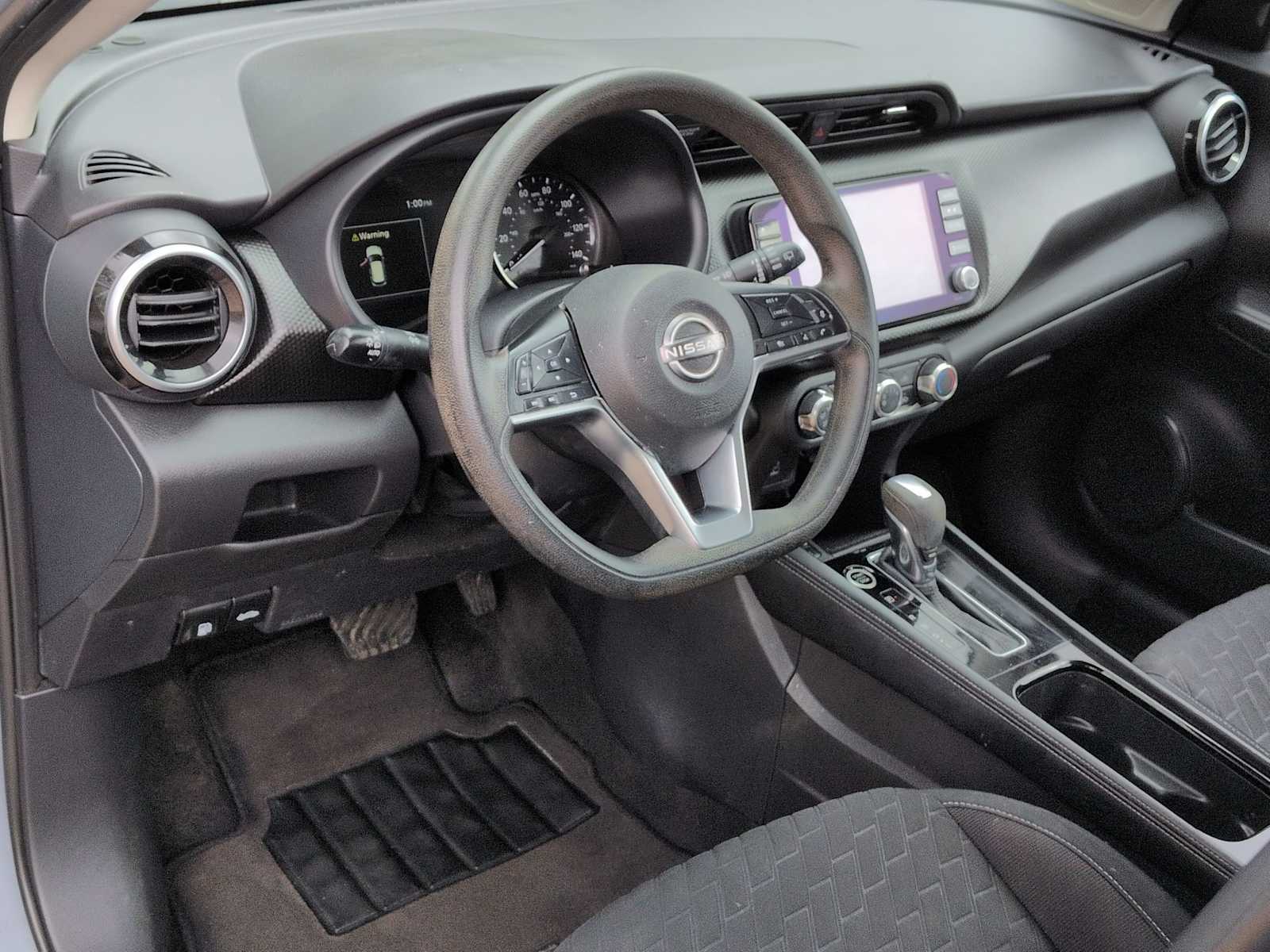 Thumbnail: 2023 Nissan Kicks - 10