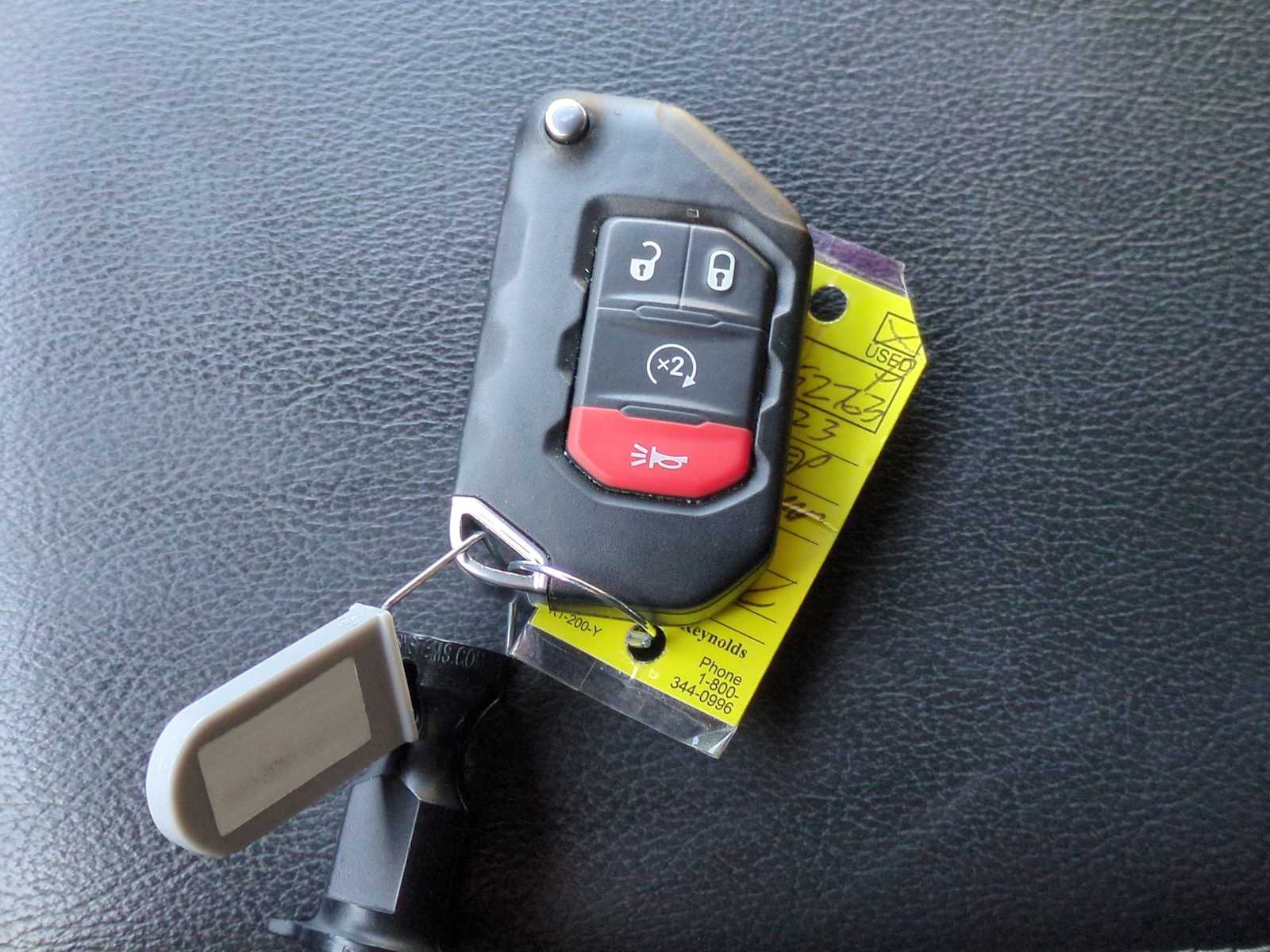 Thumbnail: 2023 Jeep Wrangler - 35