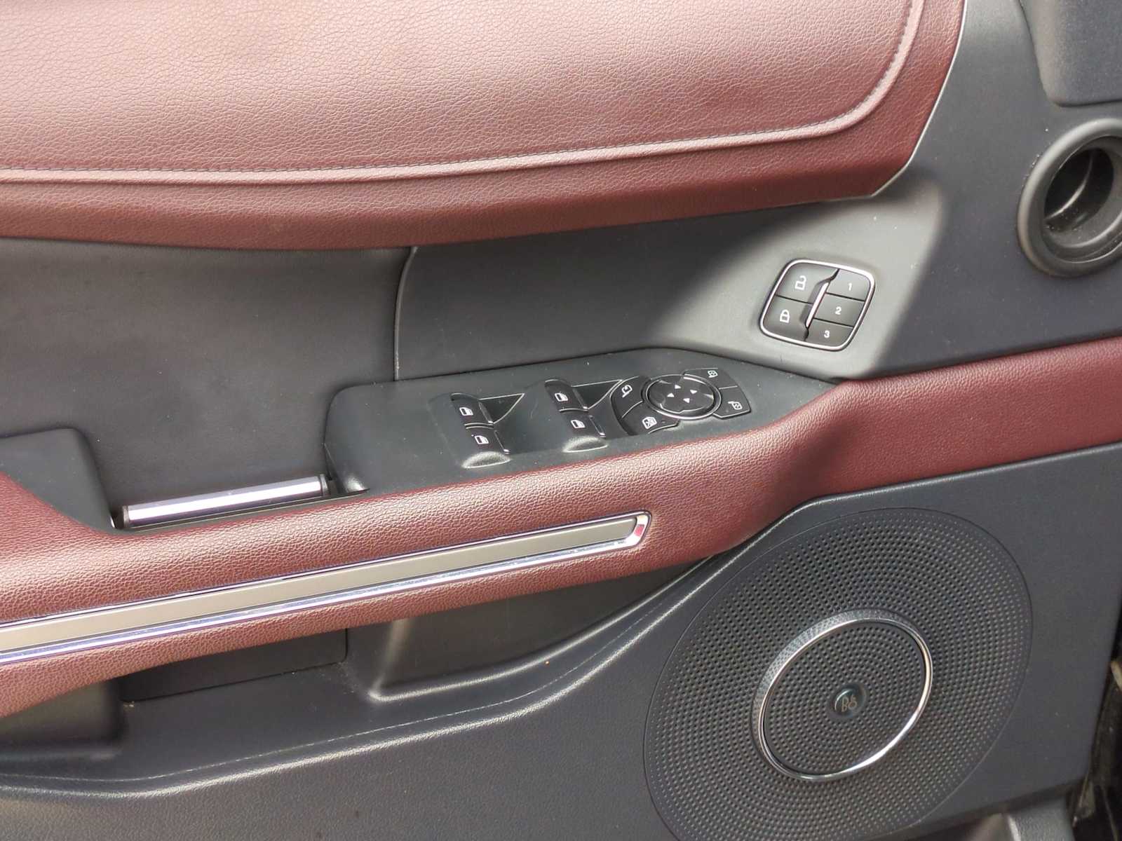 Thumbnail: 2022 Ford Expedition - 40