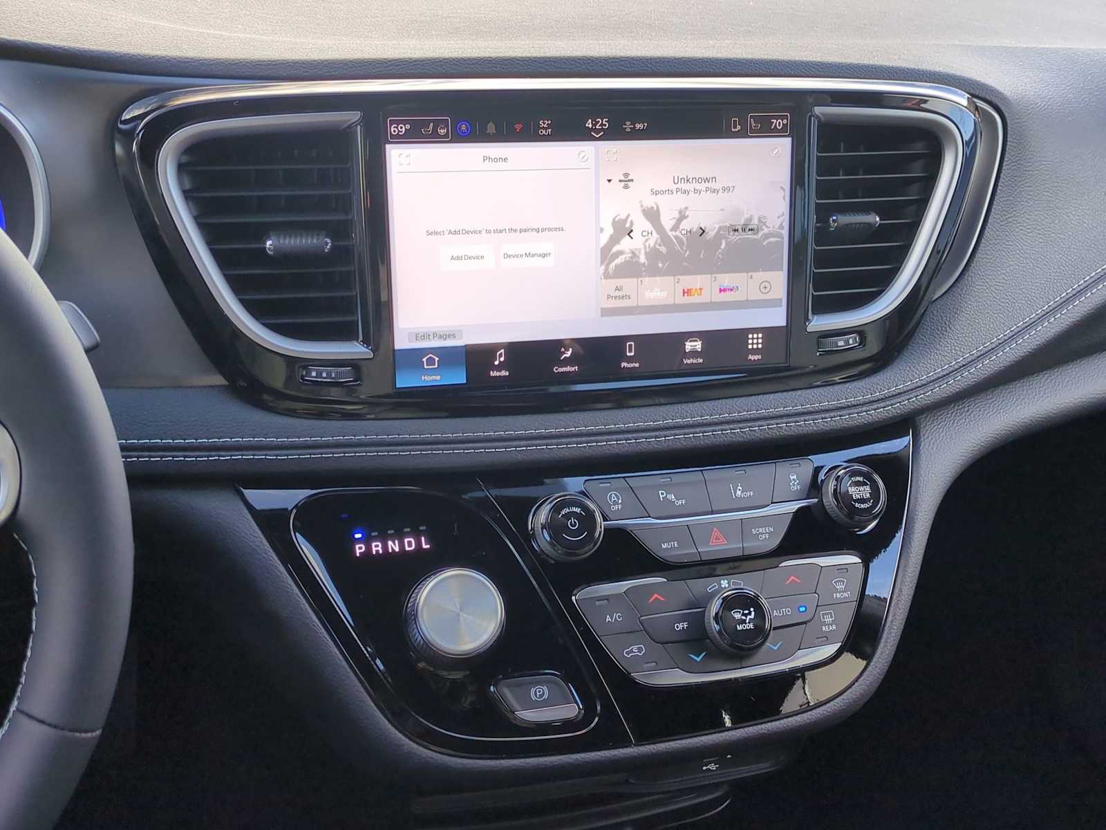 Thumbnail: 2026 Chrysler Pacifica - 27