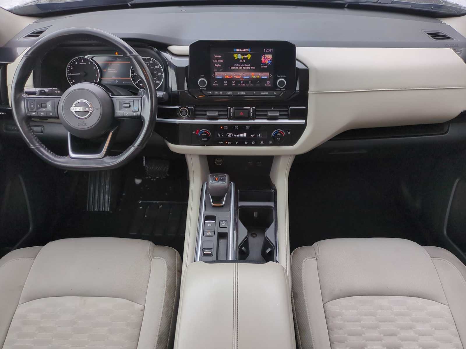 Thumbnail: 2022 Nissan Pathfinder - 15