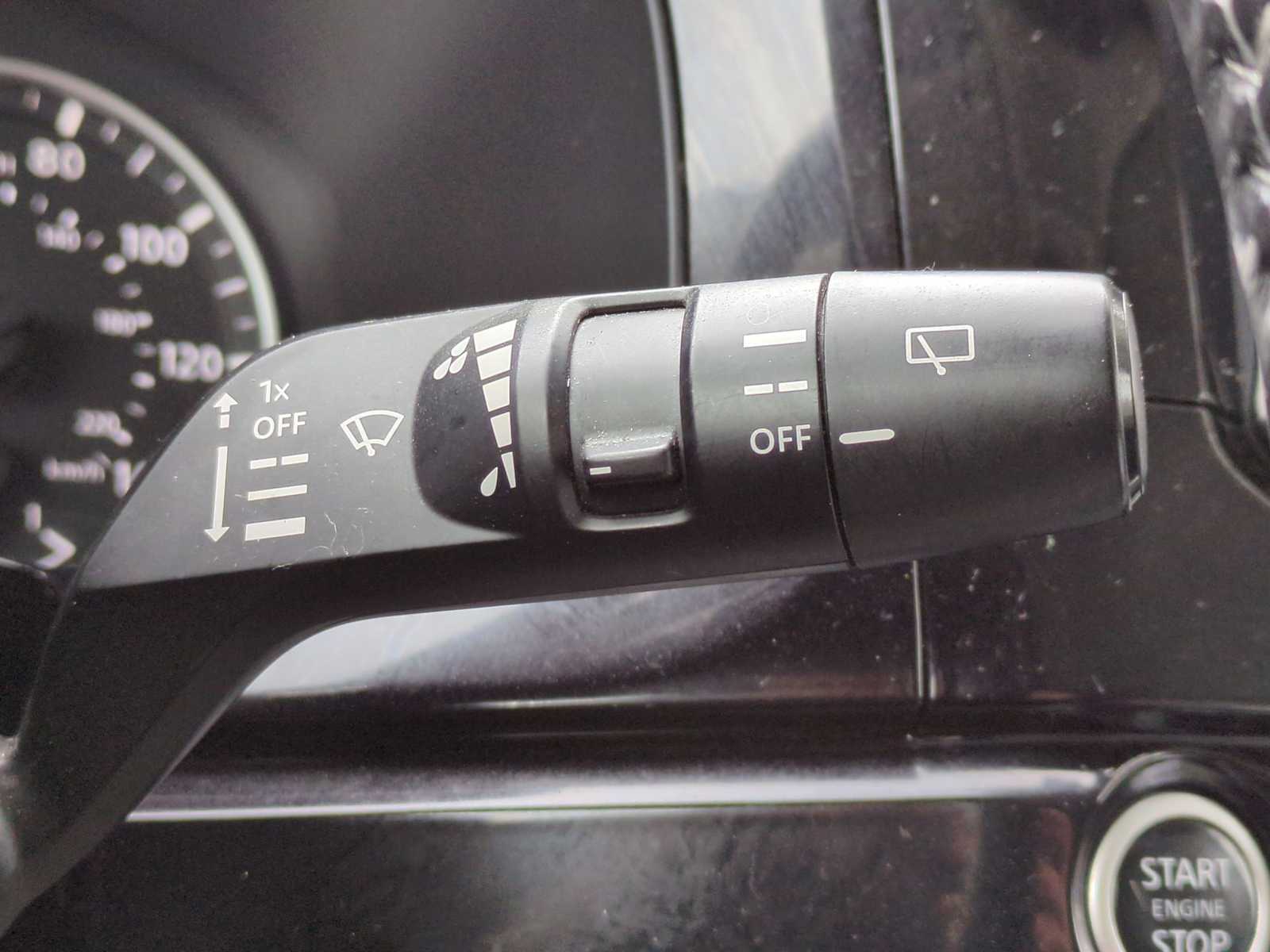 Thumbnail: 2022 Nissan Pathfinder - 25