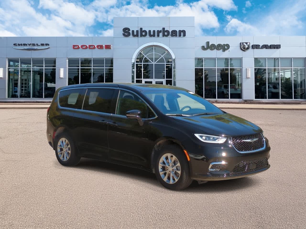 Thumbnail: 2026 Chrysler Pacifica - 2