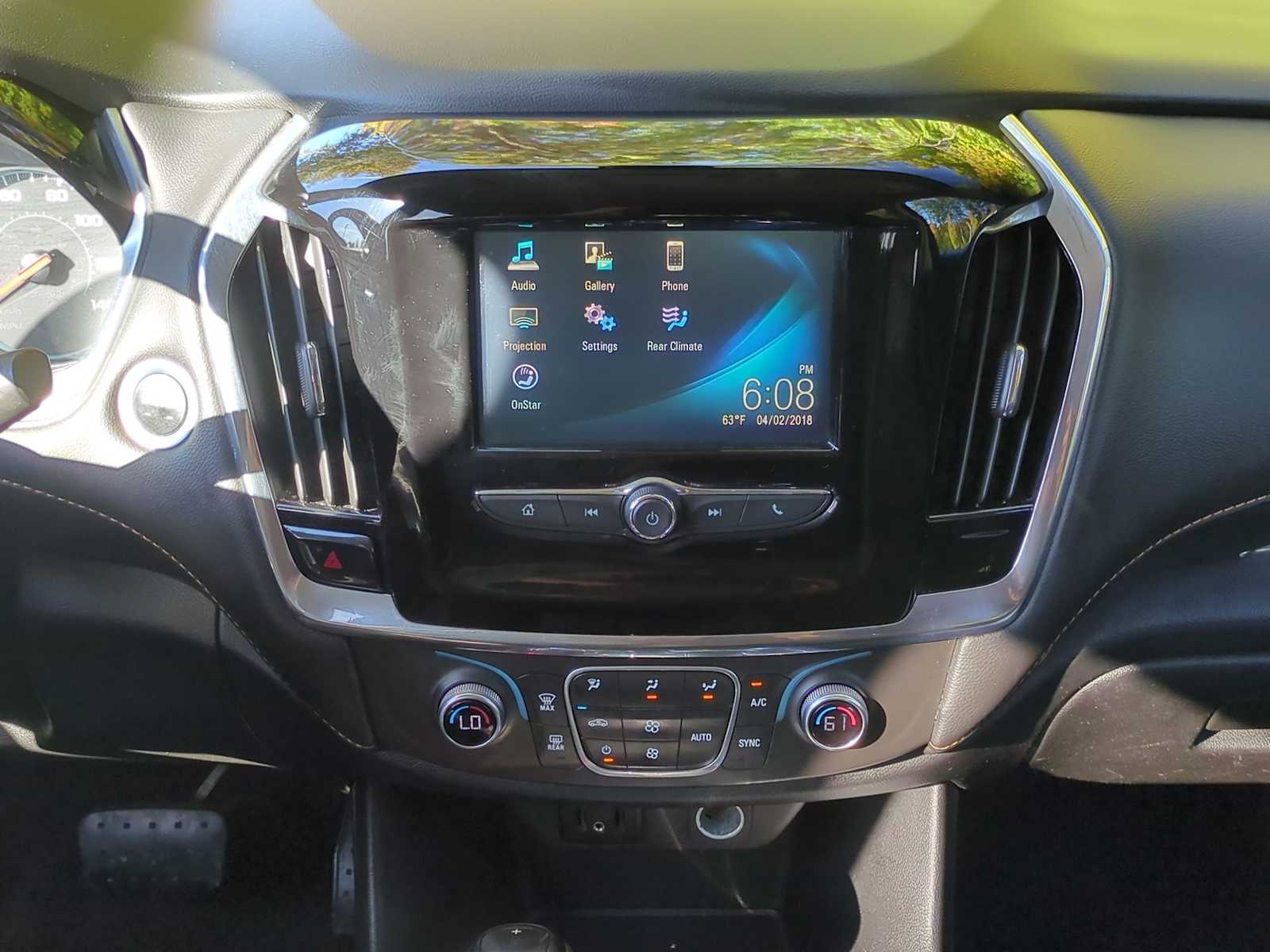 Thumbnail: 2018 Chevrolet Traverse - 27
